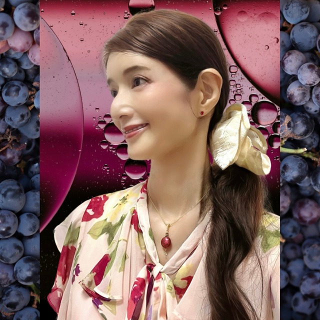 葡萄の実ネックレスII