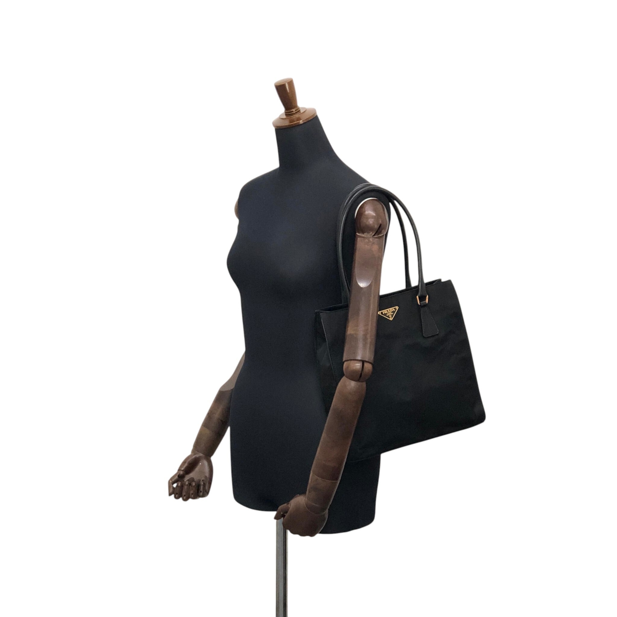 PRADA プラダ トートバッグ ブラック トライアングルロゴ ナイロン