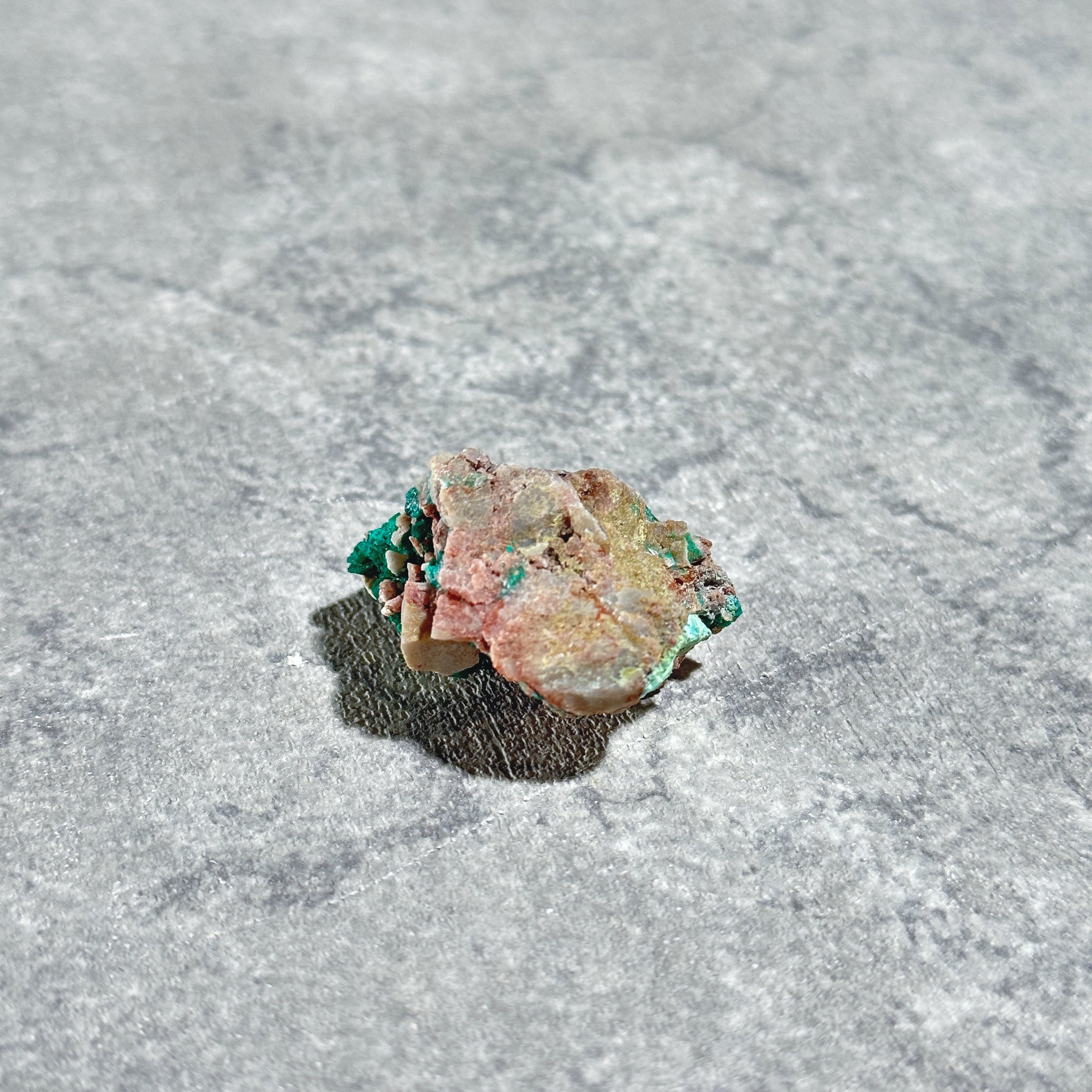 ダイオプテーズ 原石15◇Dioptase◇パワ ーストーン・天然石・鉱石