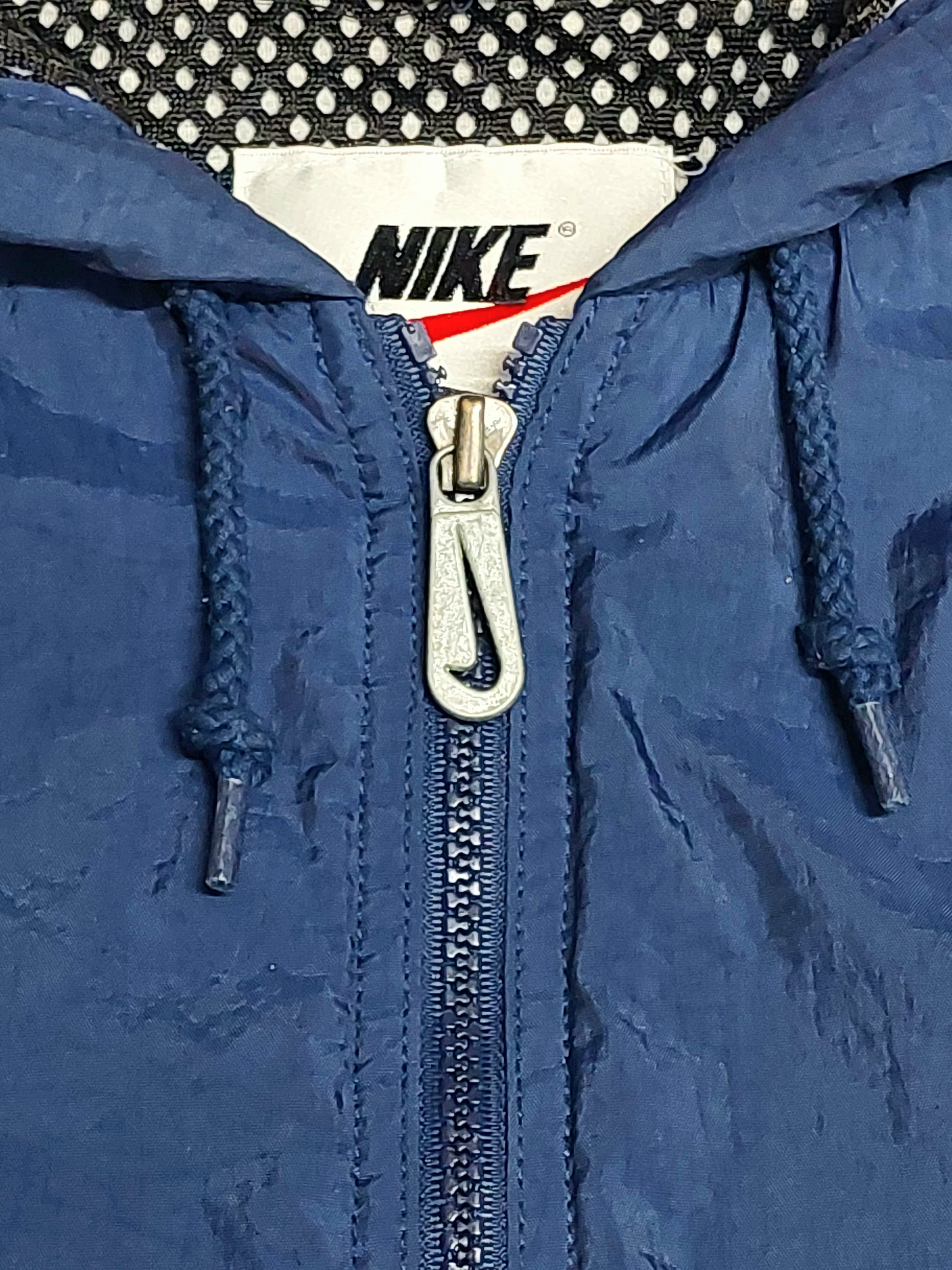 90's NIKE フード付き ナイロンジャケット 中綿スウェット 90's NIKE フード付き ナイロンジャケット 中綿スウェット