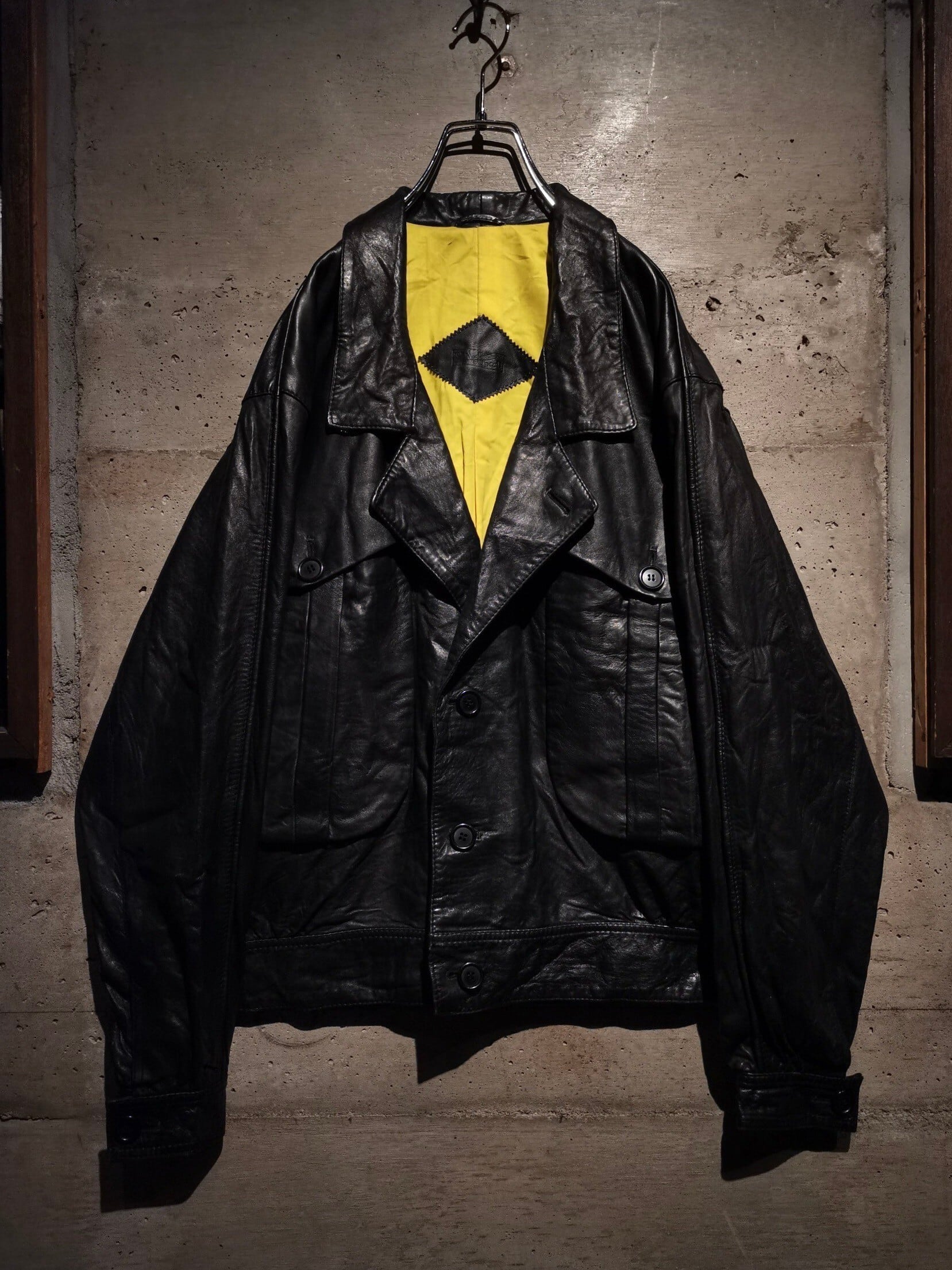 Caka】Black Color Vintage Short Length Leather Jacket | Caka Caka】Black Color Vintage Short Length Leather Jacket | Caka