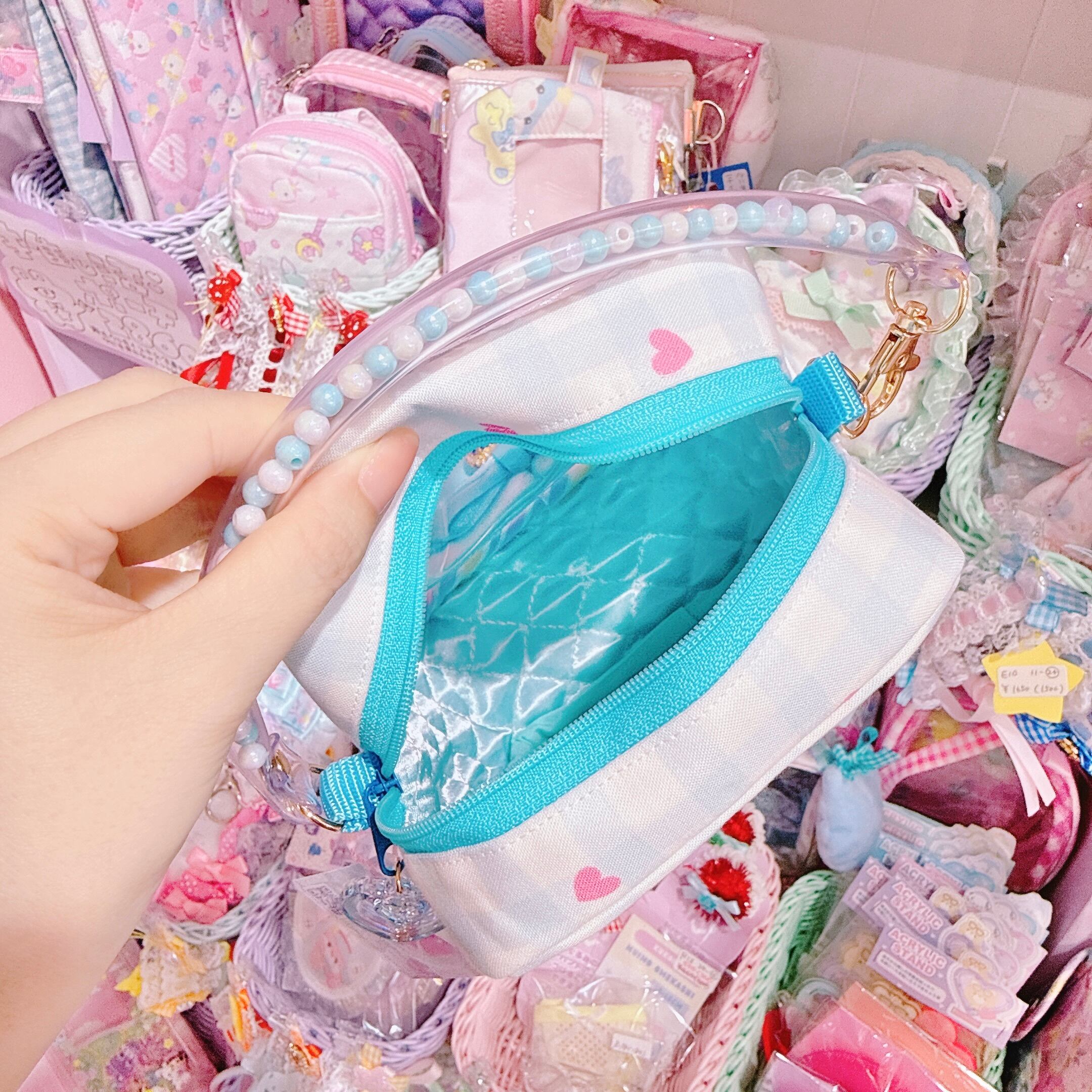 【D8】85-19ぬいぐるみポーチ