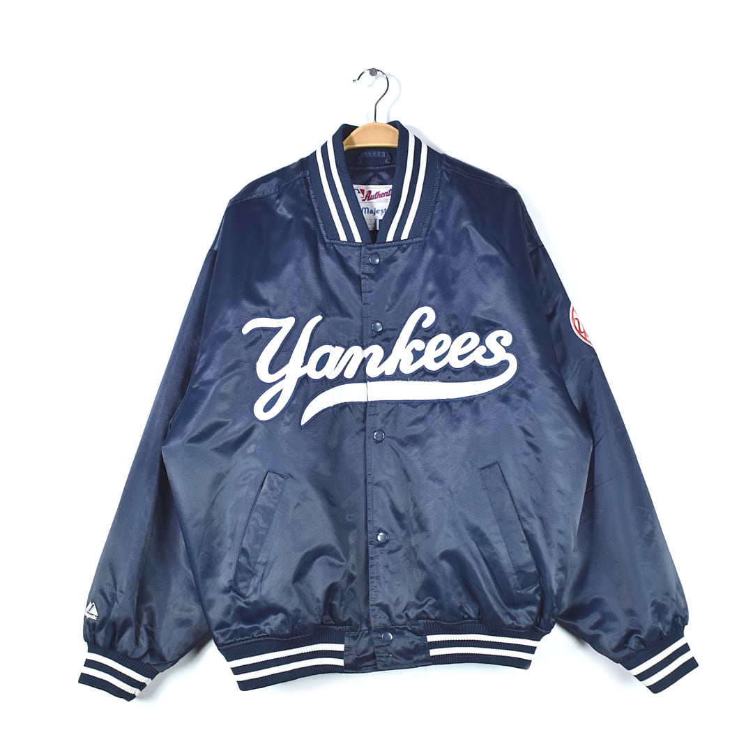 90s ニューヨークヤンキース 韓国製 ヴィンテージナイロンジャケット スタジャン マジェスティック ネイビー majestic MLB NEW YORK YANKEES メンズL 古着 @DZ0607