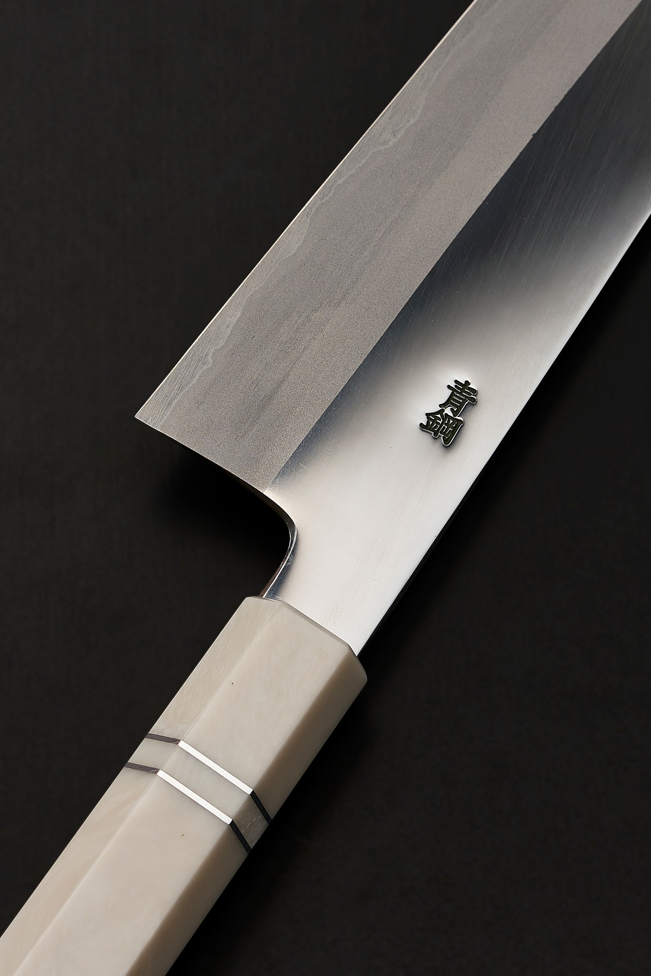 庖斬巴　雪華鏡(せっかきょう)　　三徳包丁 165mm　IK-053