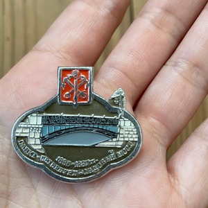 橋のバッヂ