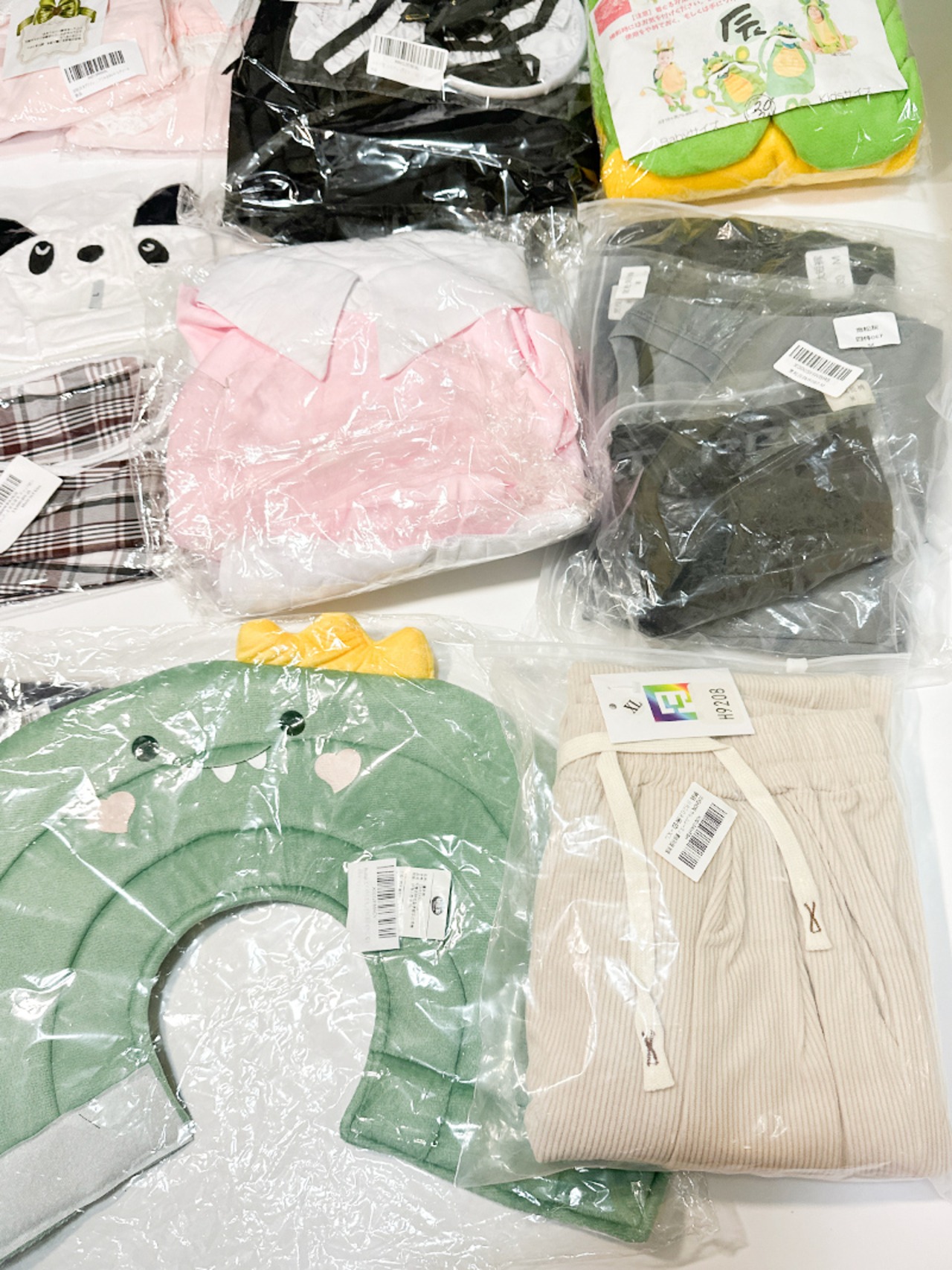 コスプレ 衣装 メイド服セット ネグリジェなど まとめ売り S M Lなどサイズ混合