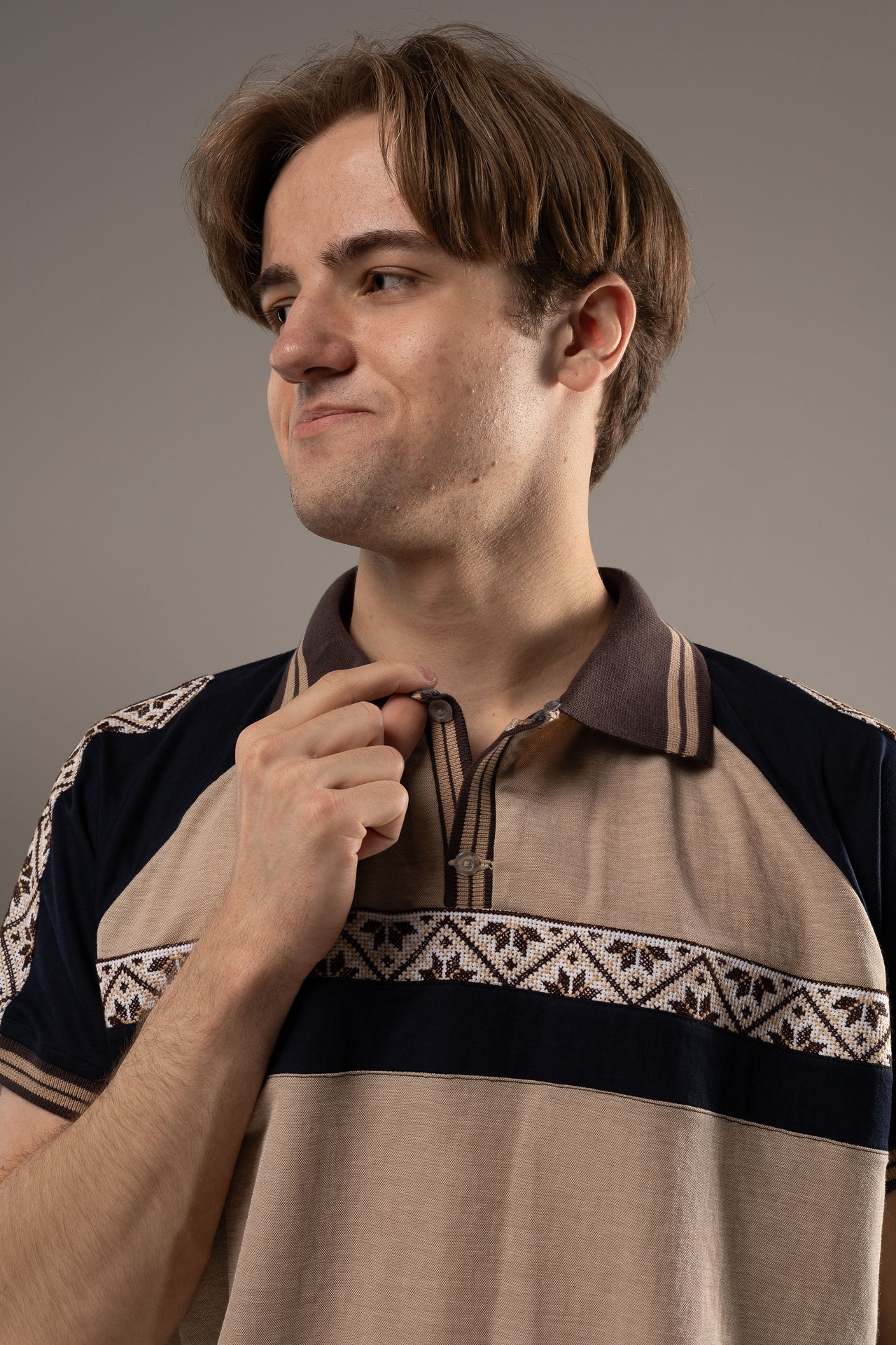 【男女兼用モデル】ウクライナ手刺繍ポロシャツ　Lサイズ - 14