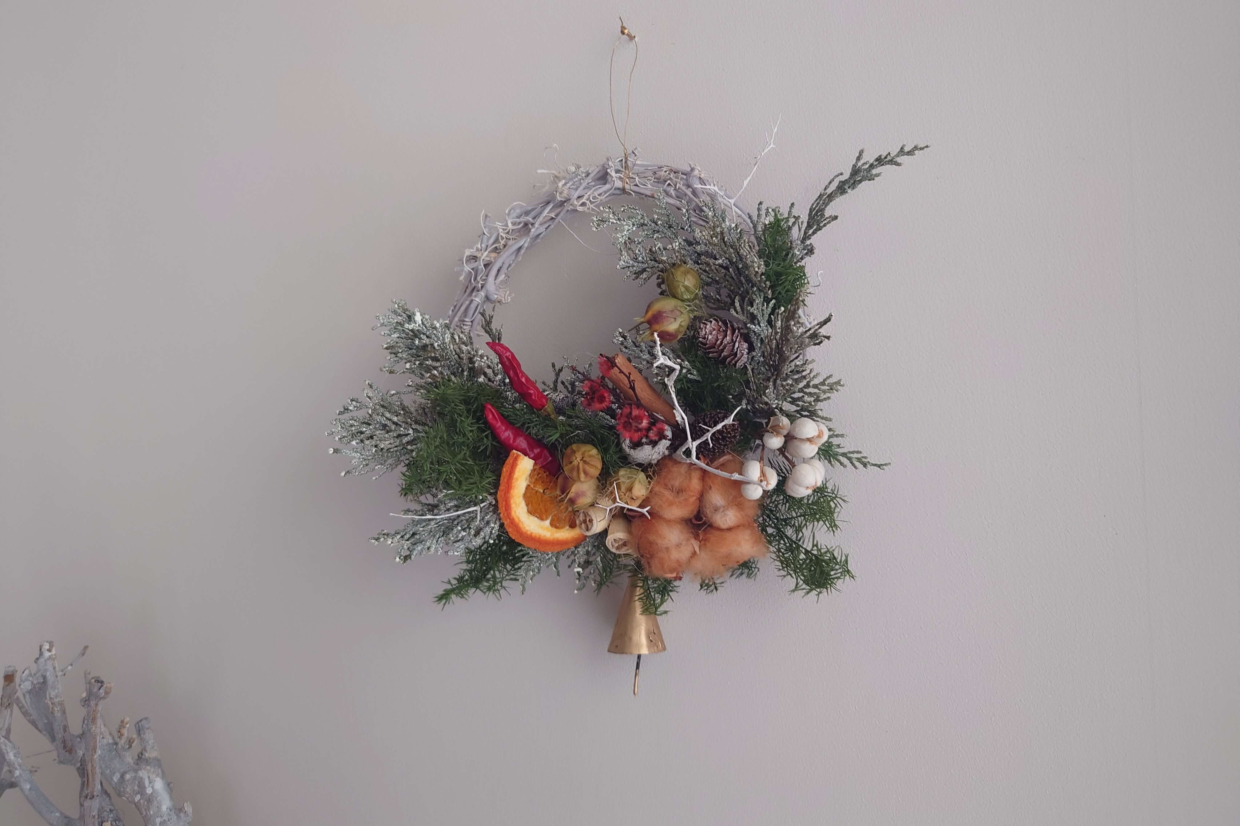 【15㎝|送料無料】 小さなクリスマスリース|ナチュラルで大人可愛い冬のドライフラワーリース|おうちインテリアにぴったり