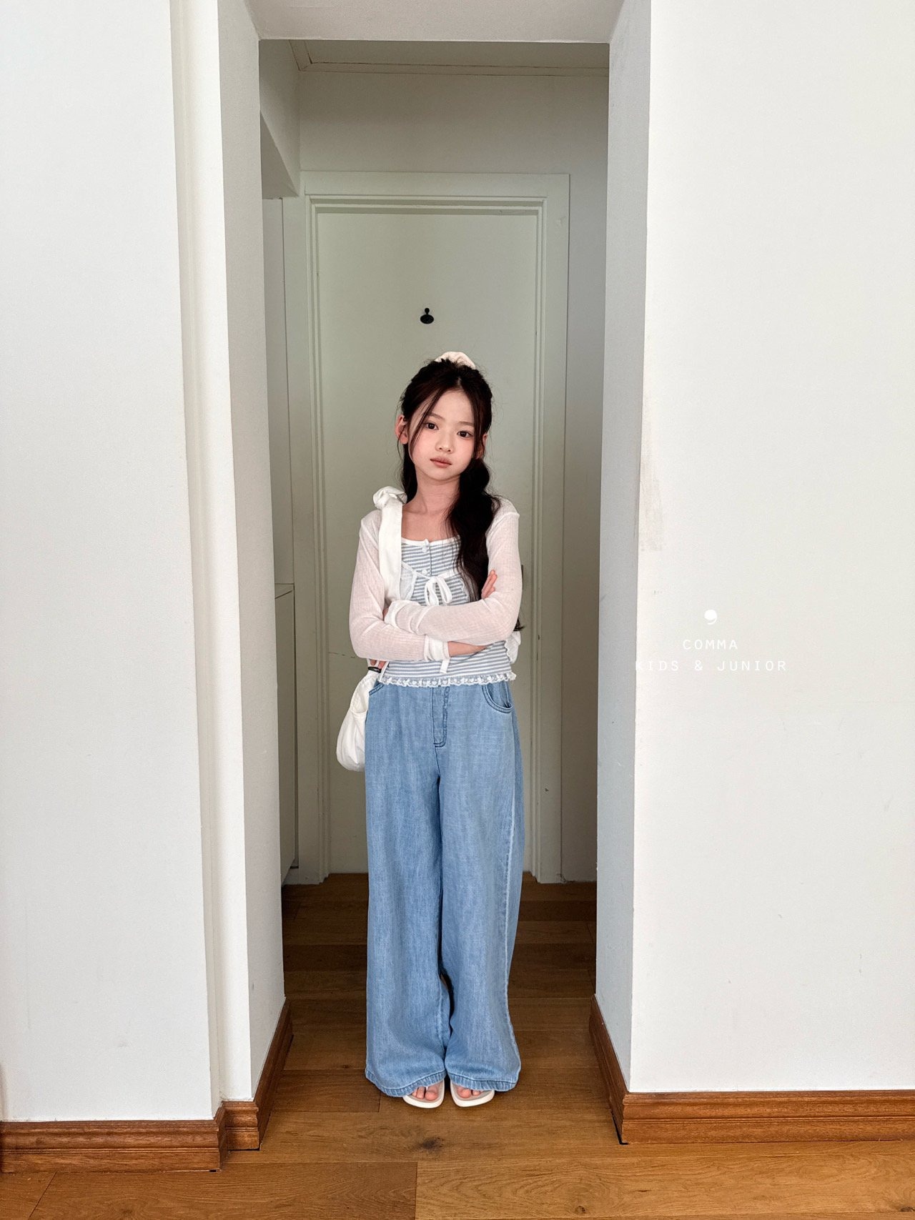 [COMMA] Striped Strap Sleeveless / [콤마] 단가라끈나시