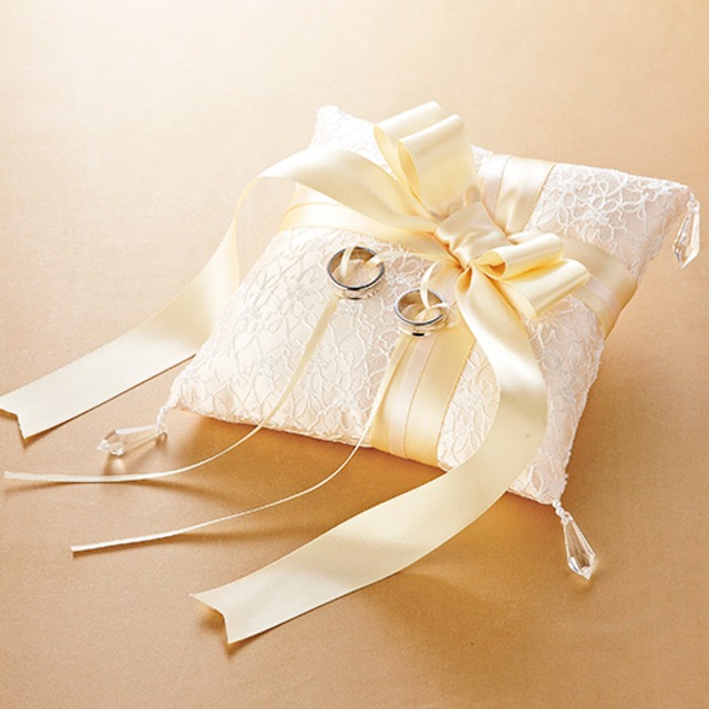 ビィウェーブ ドラマチックリングピロー 完成品 平安堂ウェディング