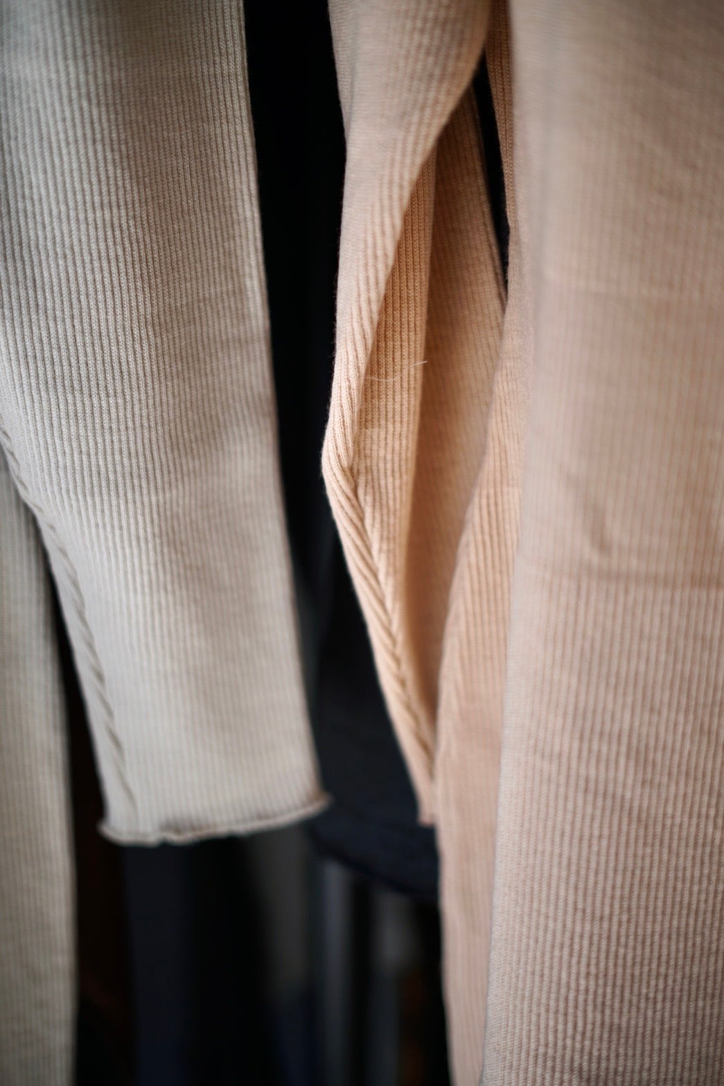 FUMIKA_UCHIDA / RIB STITCH U-NECK UNDERWEAR ( IVORY, PINK BEIGE