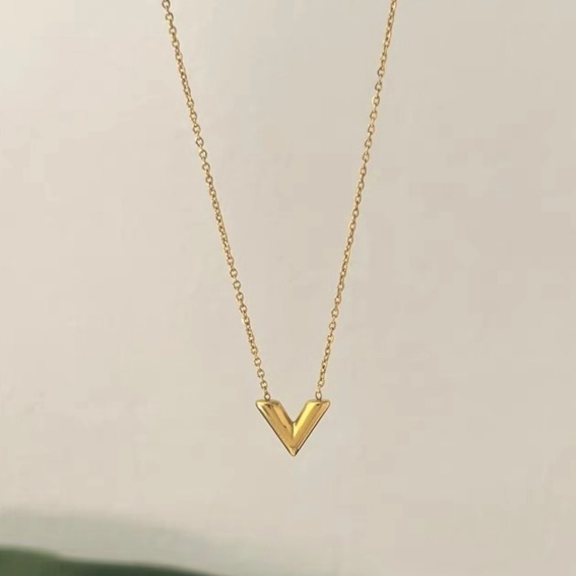 316L V necklace