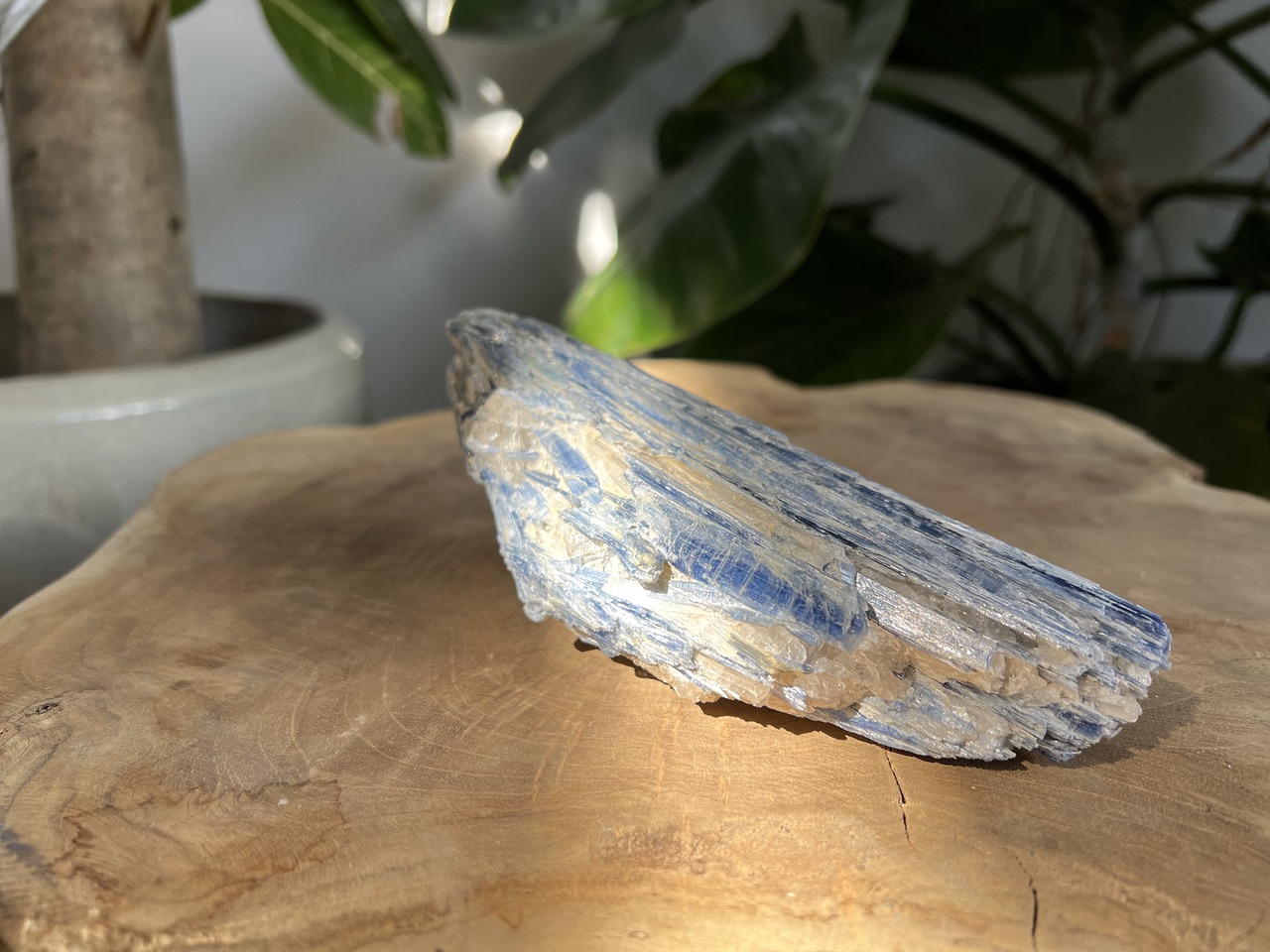 kyanite