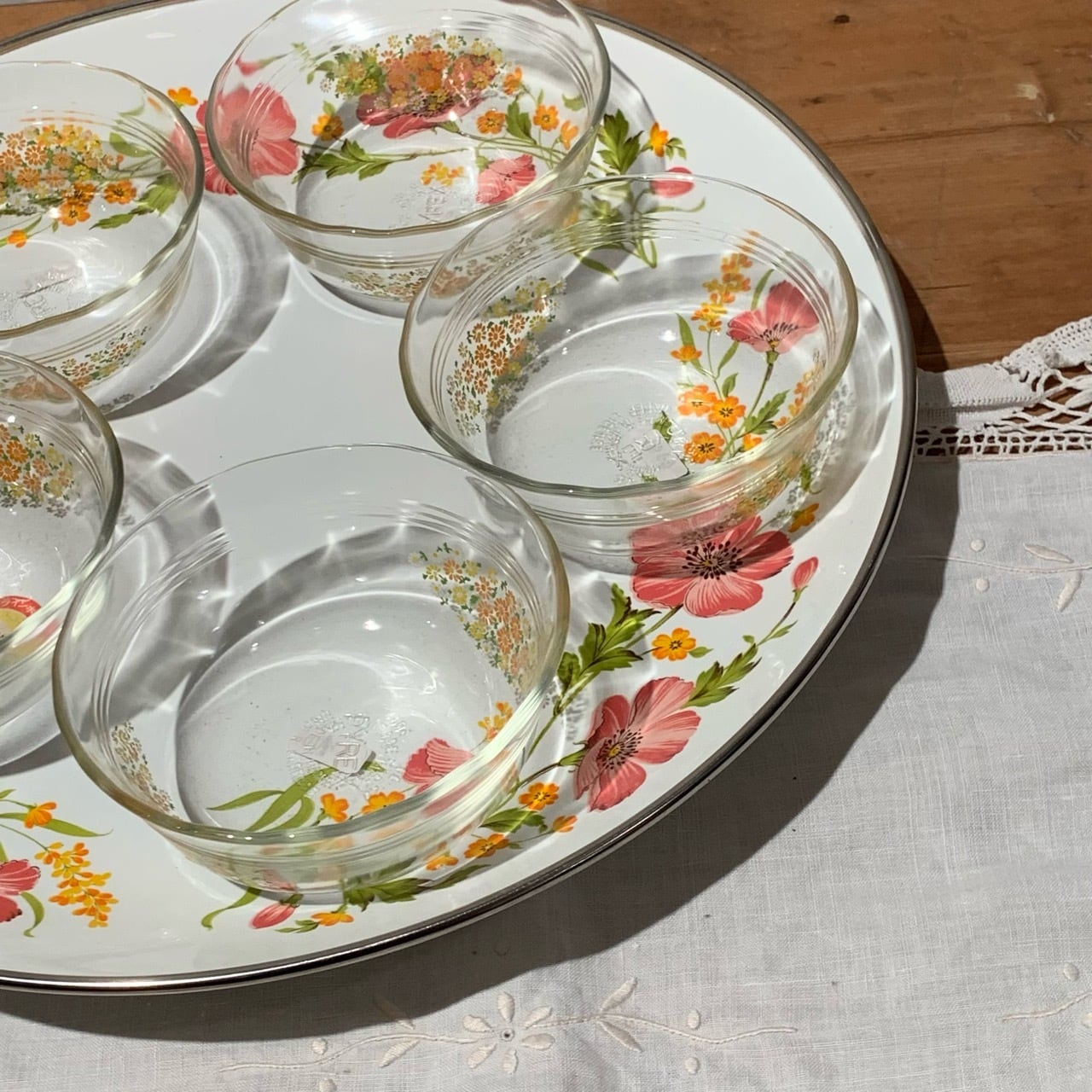 ♡みつばち♡イマンダイアナローズ　♡ホーロー♡サインプレート♡ ♡みつばち♡イマンダイアナローズ ♡ホーロー♡サインプレート