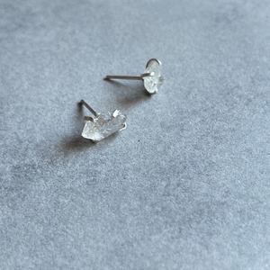 ハーキマーダイヤモンド ピアス-a（silver）/ YUKIKO MATSUI