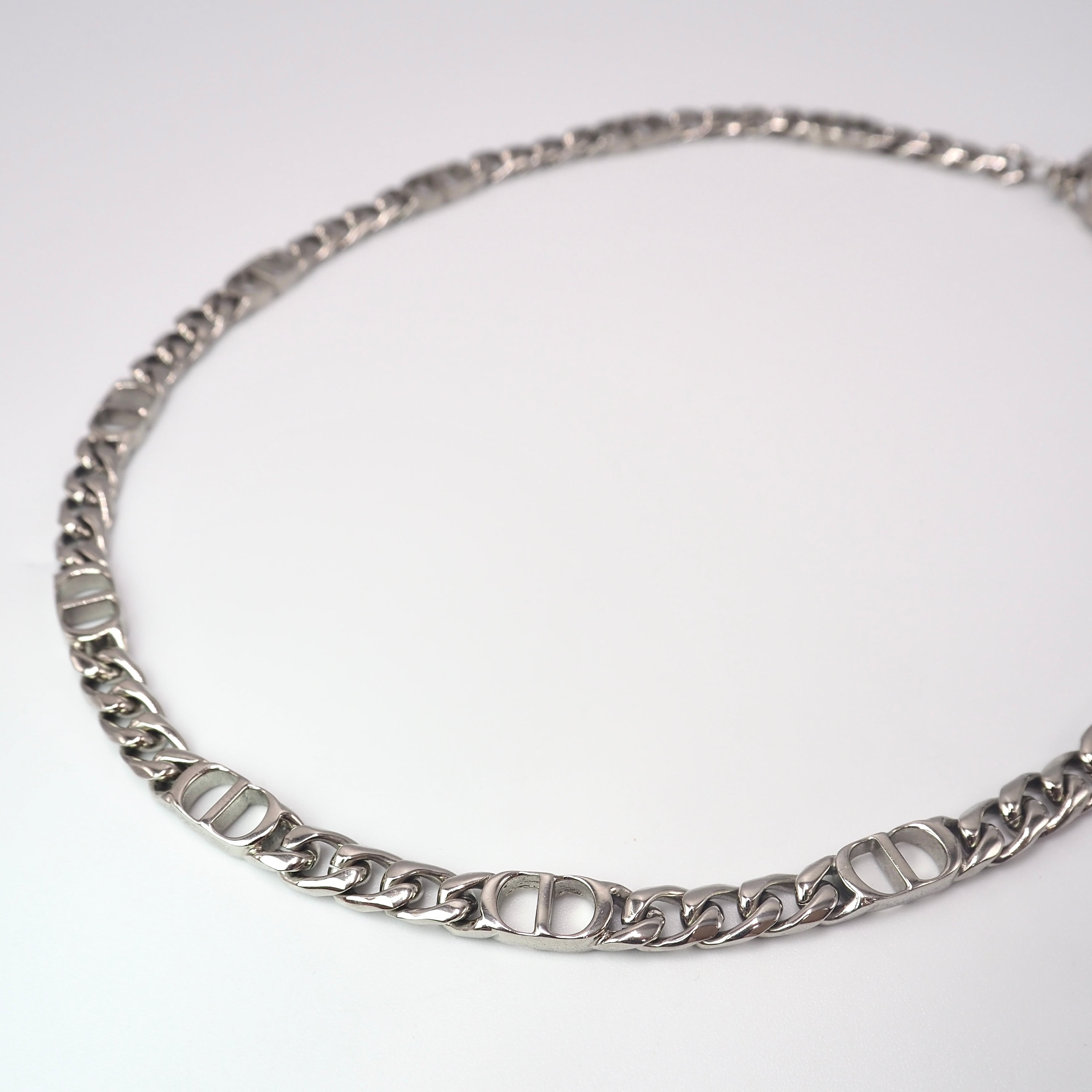 2/20掲載 DIOR 喜平チェーンロゴプレートネックレス シルバー シルバー925 ディオール