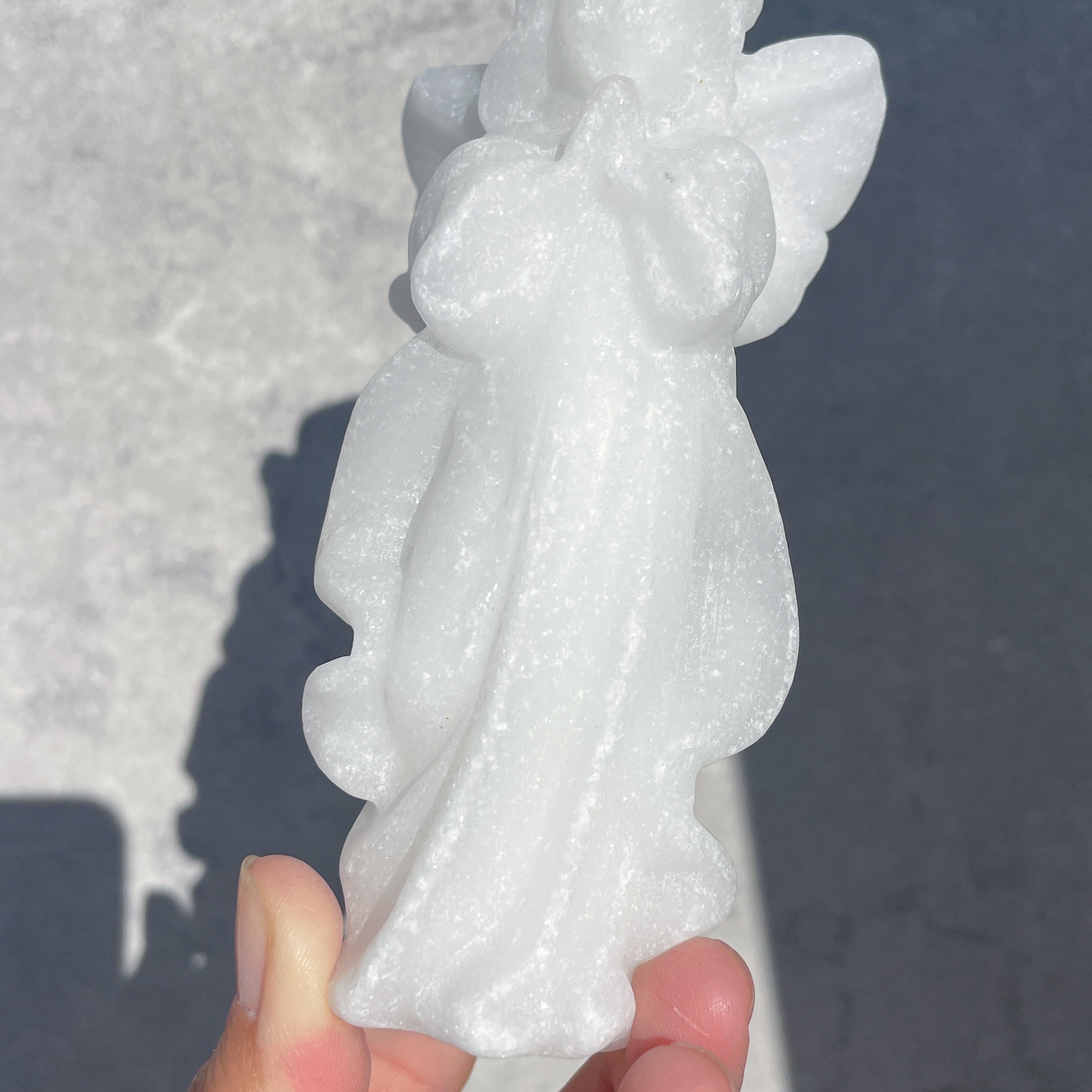 翡翠のスイートエンジェル12◇ White Jade Angel ◇天然石・鉱物