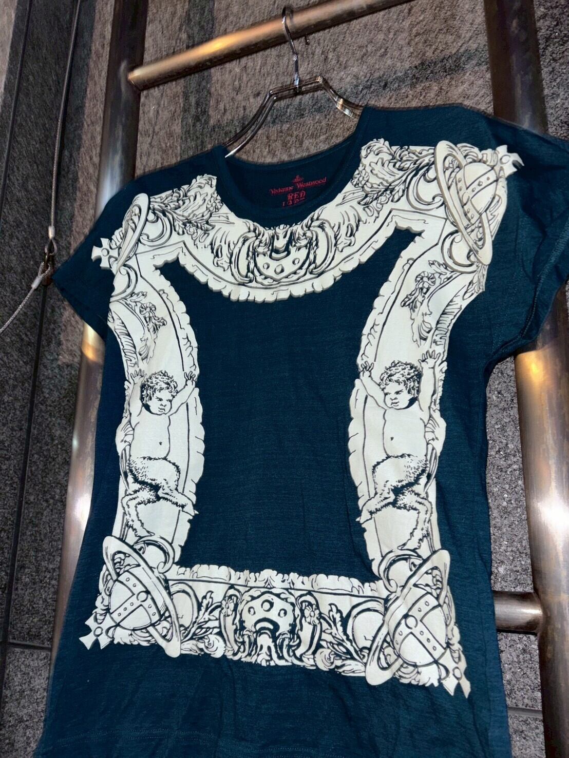 Vivienne Westwood RED LABEL サティア刺繍半袖Tシャツ 中古・古着通販】Vivienne Westwood RED LABEL (ヴィヴィアンウエスト