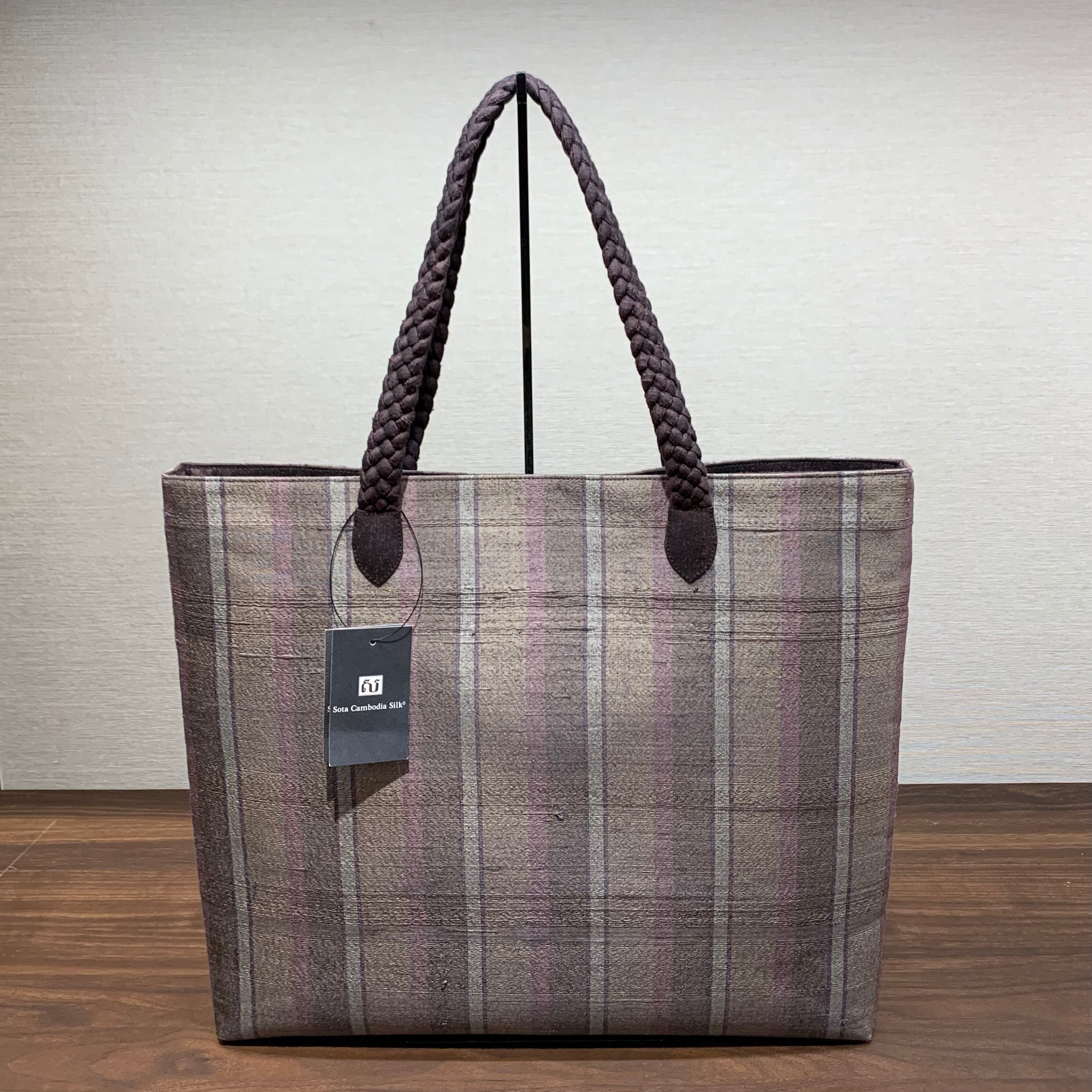 【完売】ストライプバッグ 軽量バッグ 着物バッグ シルクバッグ カンボジアシルク シルク 着物バッグ 紬