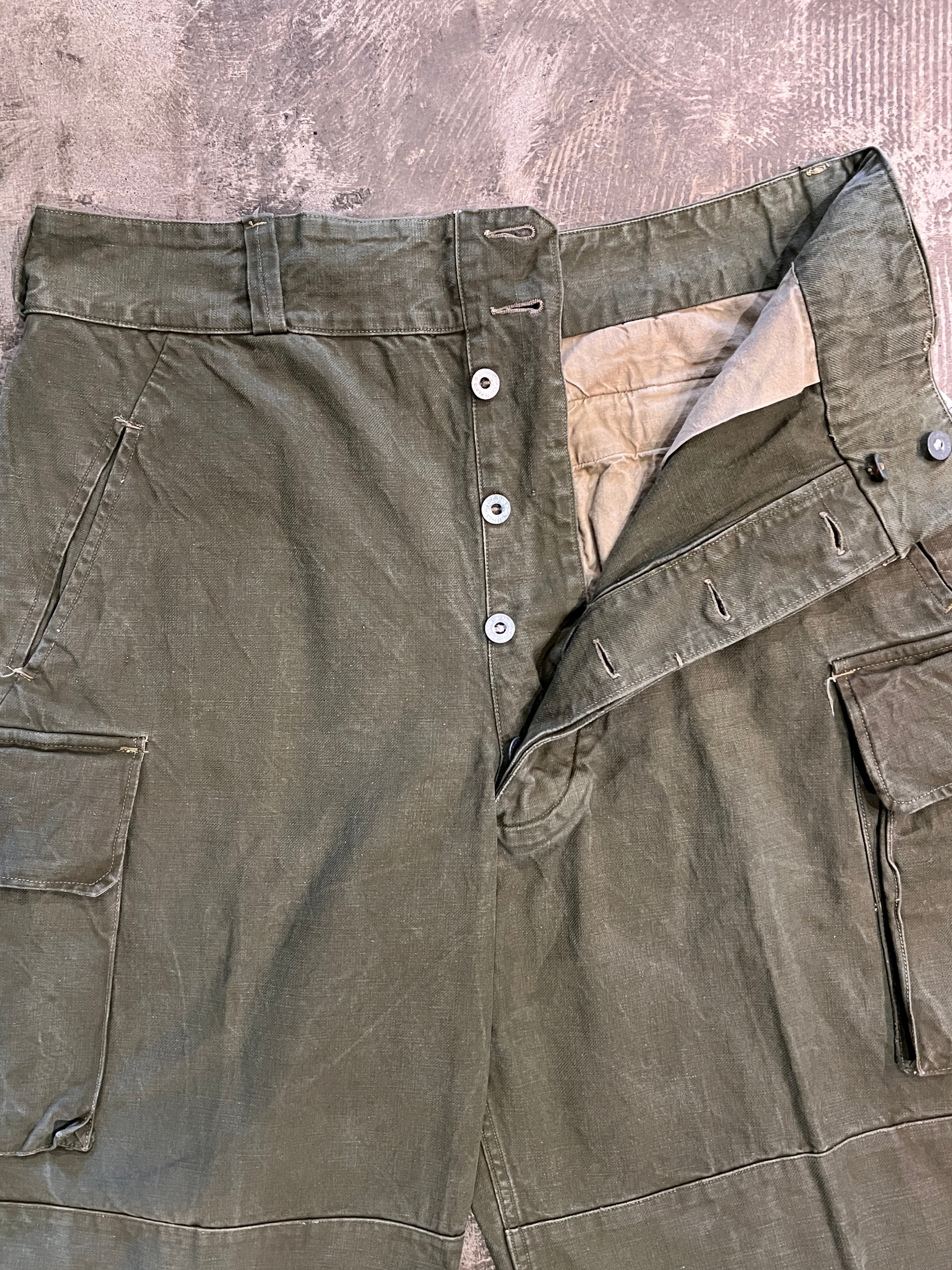 French Army M-47 前期 Metal Button | THE FICTION