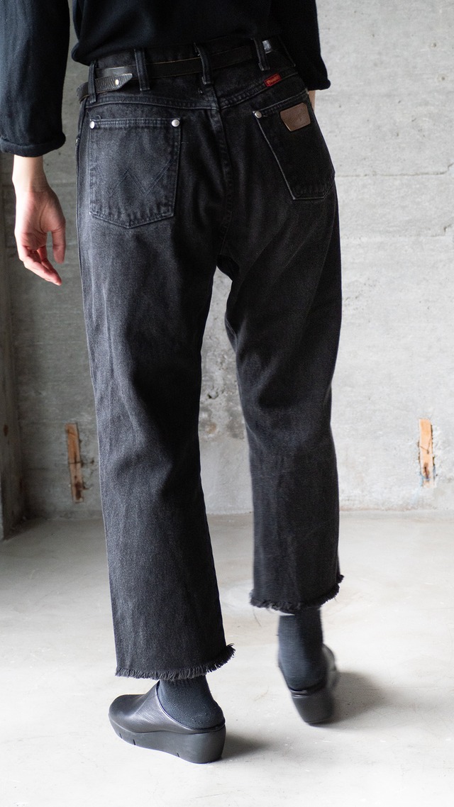 "Wrangler" 1990s Black denim cut-off pants