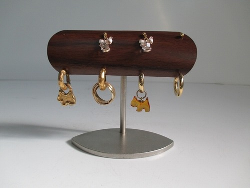かわいい、機能的ピアス、イヤリングディスプレイスタンド 木目調バージョン 4セット(8穴) 受注生産