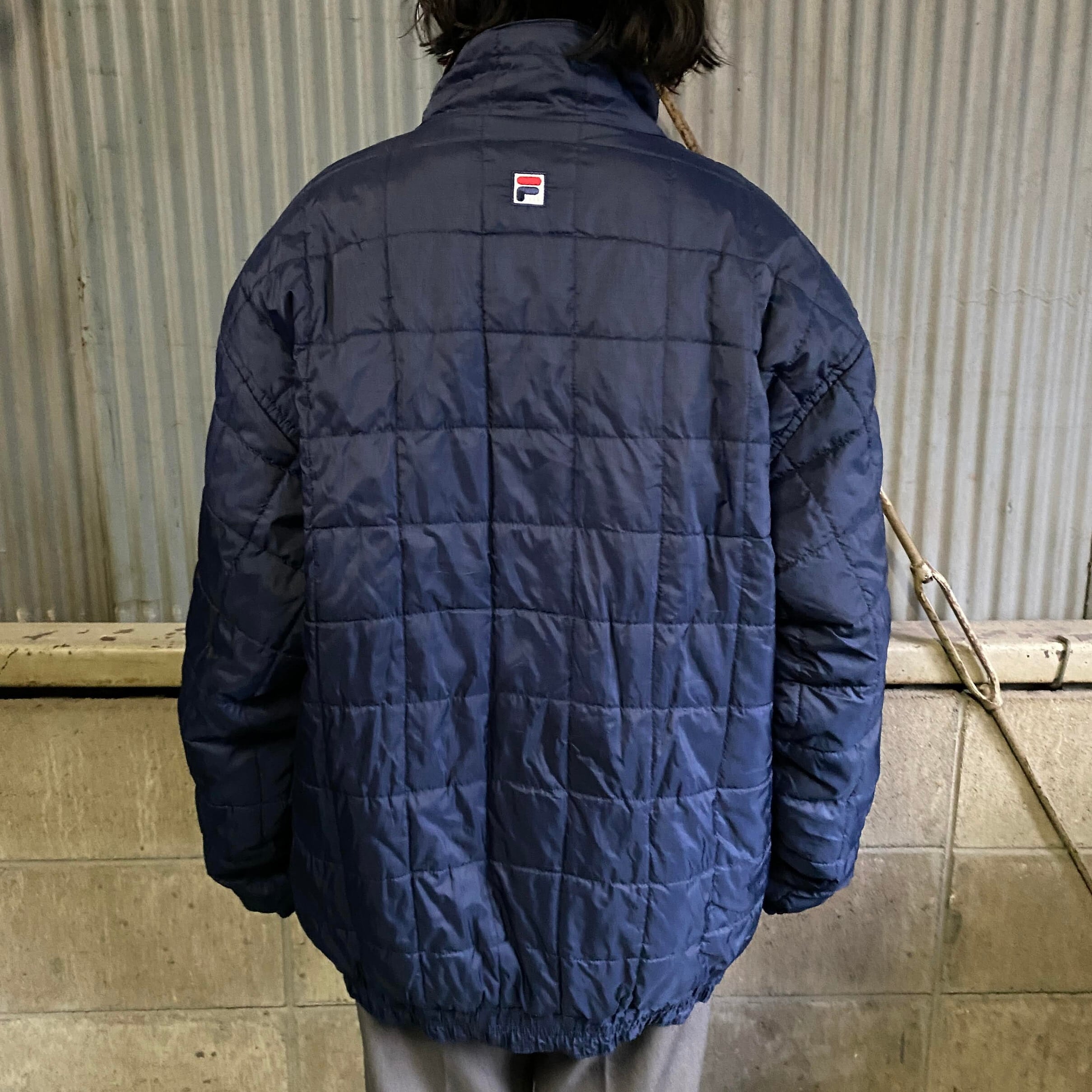 FILA フィラ 中綿入り ナイロンジャケット メンズXL 古着 ロゴ刺繍