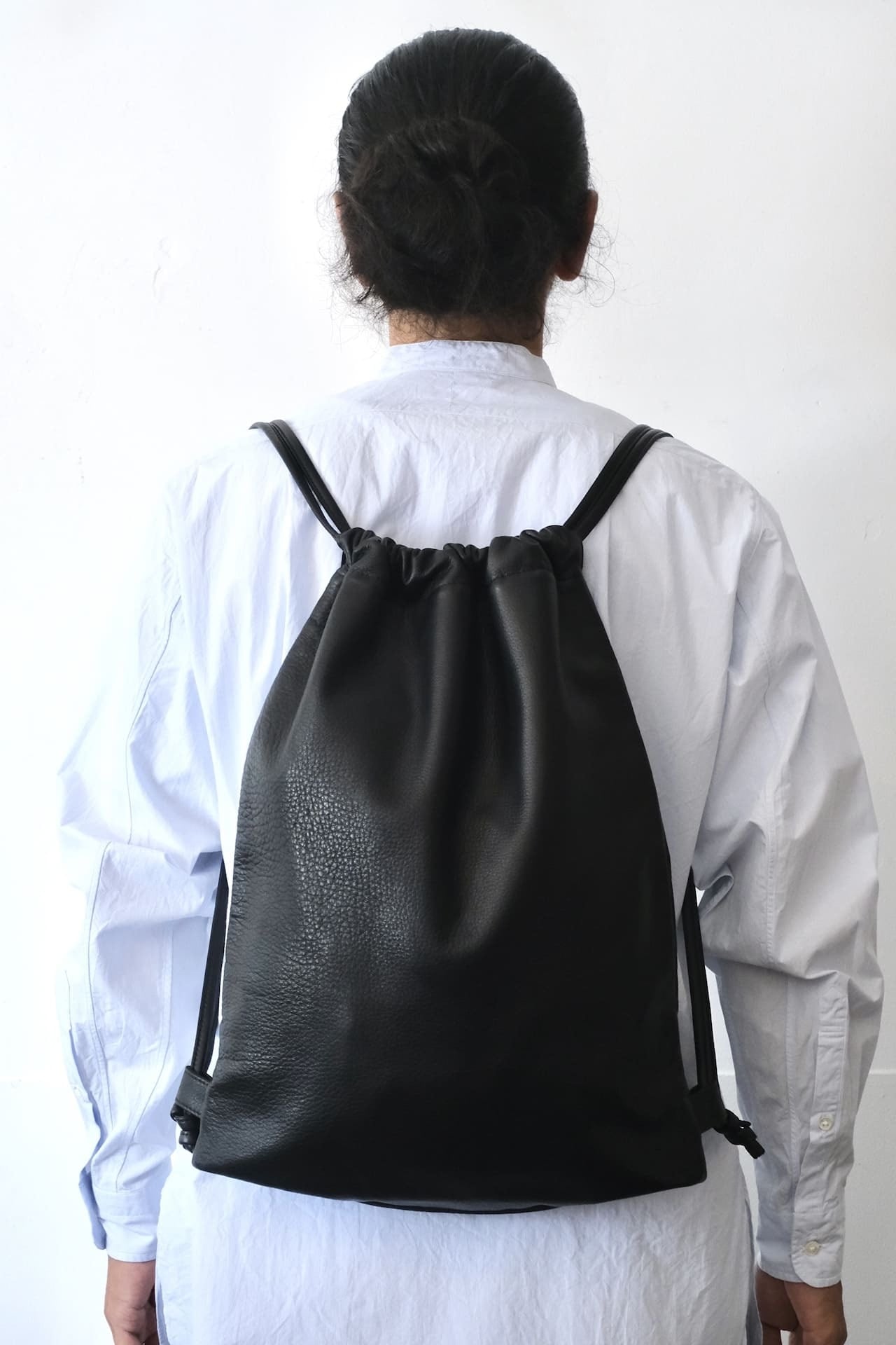 FUJITO Leather Knapsack Black | Directors Web Shop