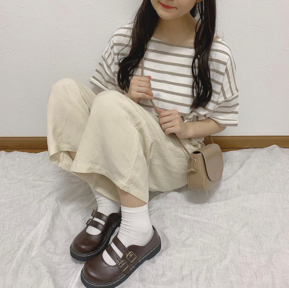 送料無料 レトロシューズ ステッチシューズ ローヒール パンプス Lamitte Deco トレンド 韓国ファッション ショップ Base店