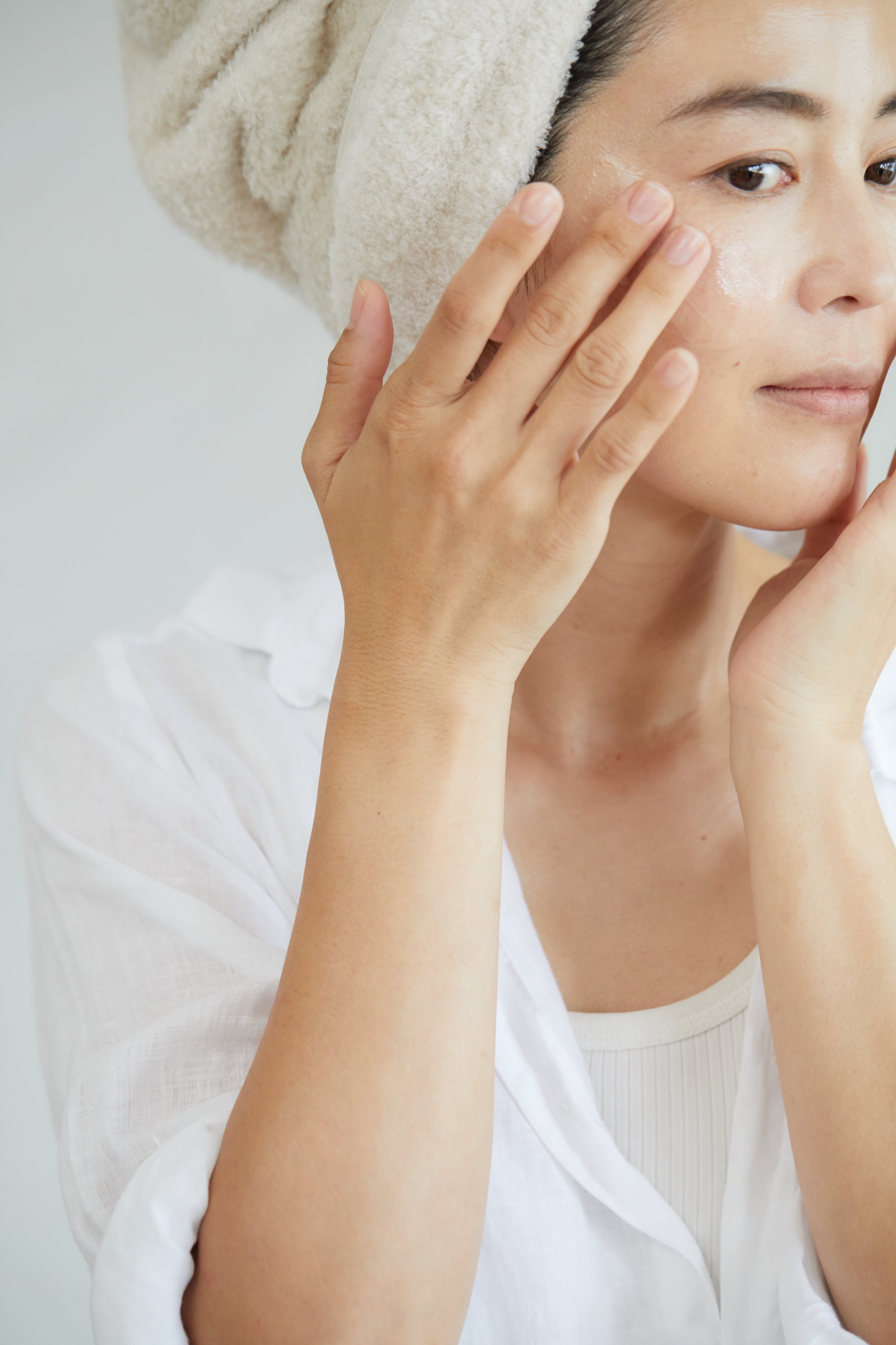 ロクハナ スキンファーミング アンド クリアクレンジング | THE9SHOP