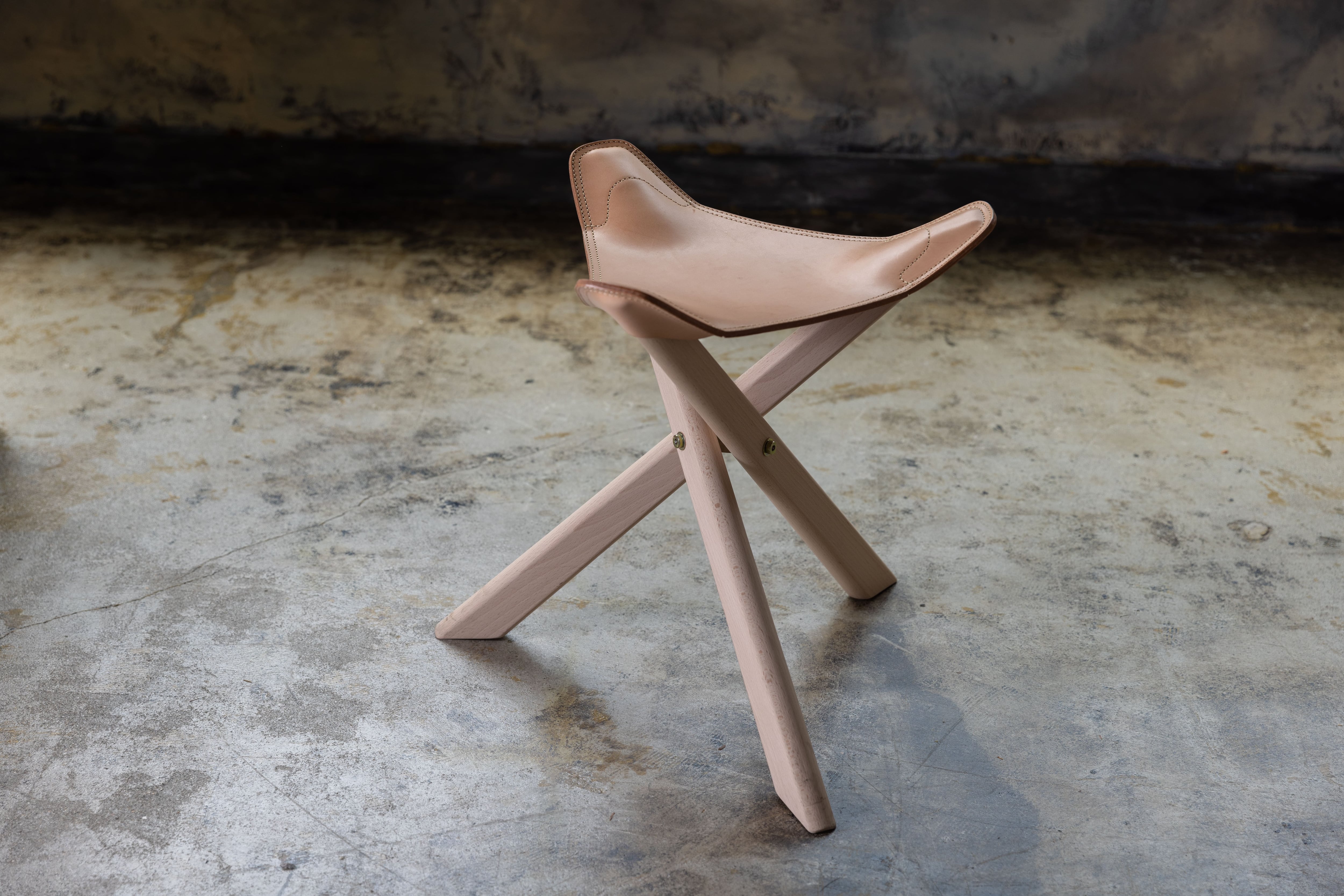 熟練された技術が詰め込まれた「ハンティングチェア」