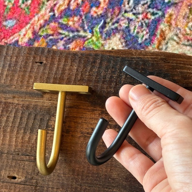 India Iron hanging hook 2color　インド　アイアンハンギングフック　全2色　ブラック　ゴールド　DIY　収納　ハンギング　鉄物　壁掛け　ポールフック　ウォールフック　シングルフック　照明　観葉植物