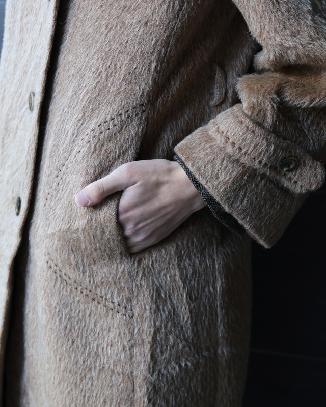 Stitched design shaggy collar coat