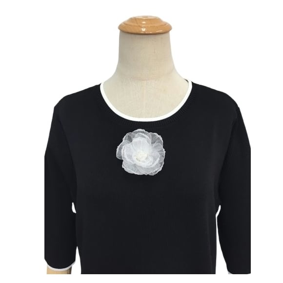 スーパービューティー ワンピース 胸元花モチーフ サイドレーステープ