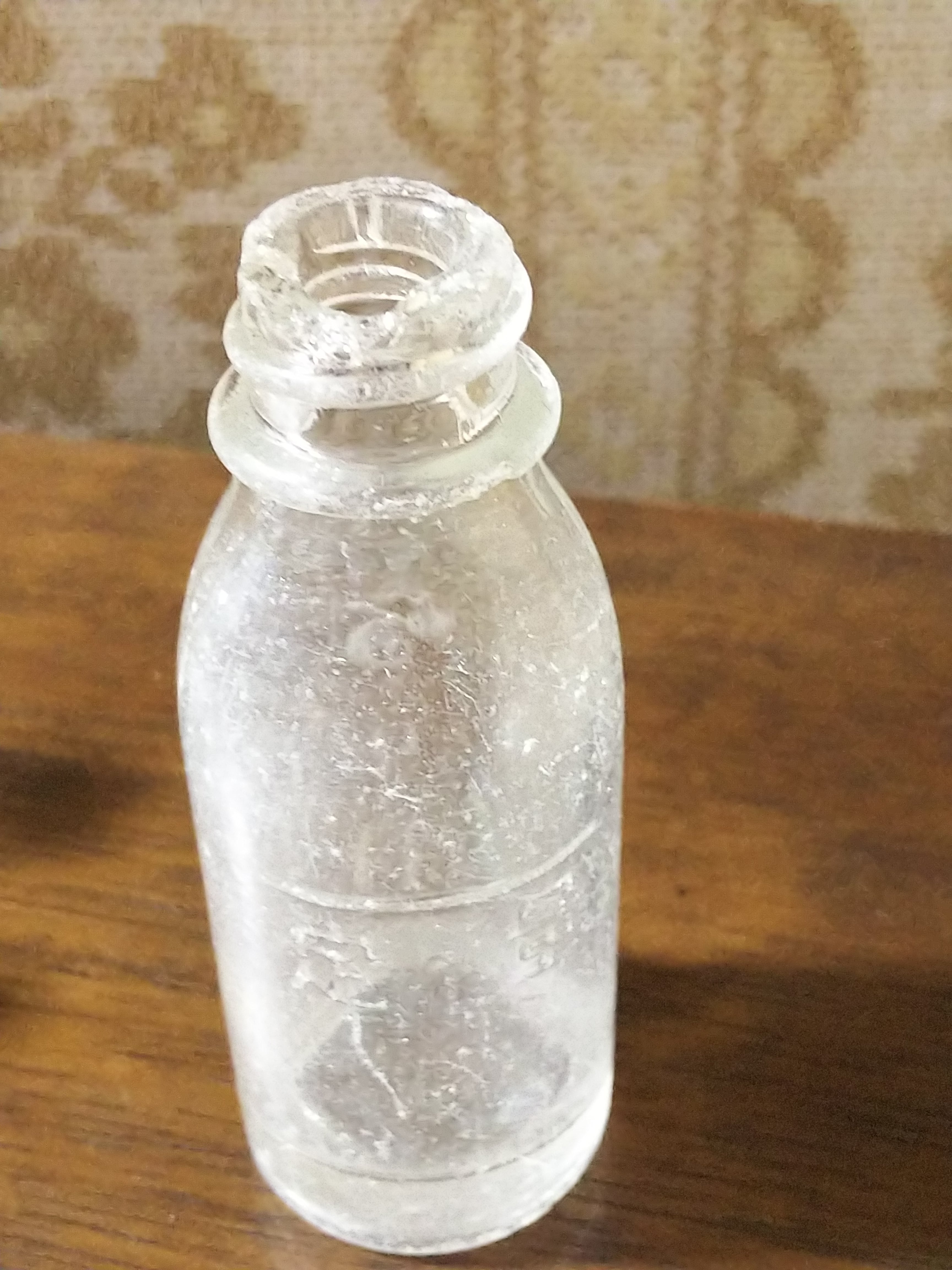 昭和 レトロ ガラス瓶 薬瓶 ヴィンテージ 小瓶3本セット るり羽 明目