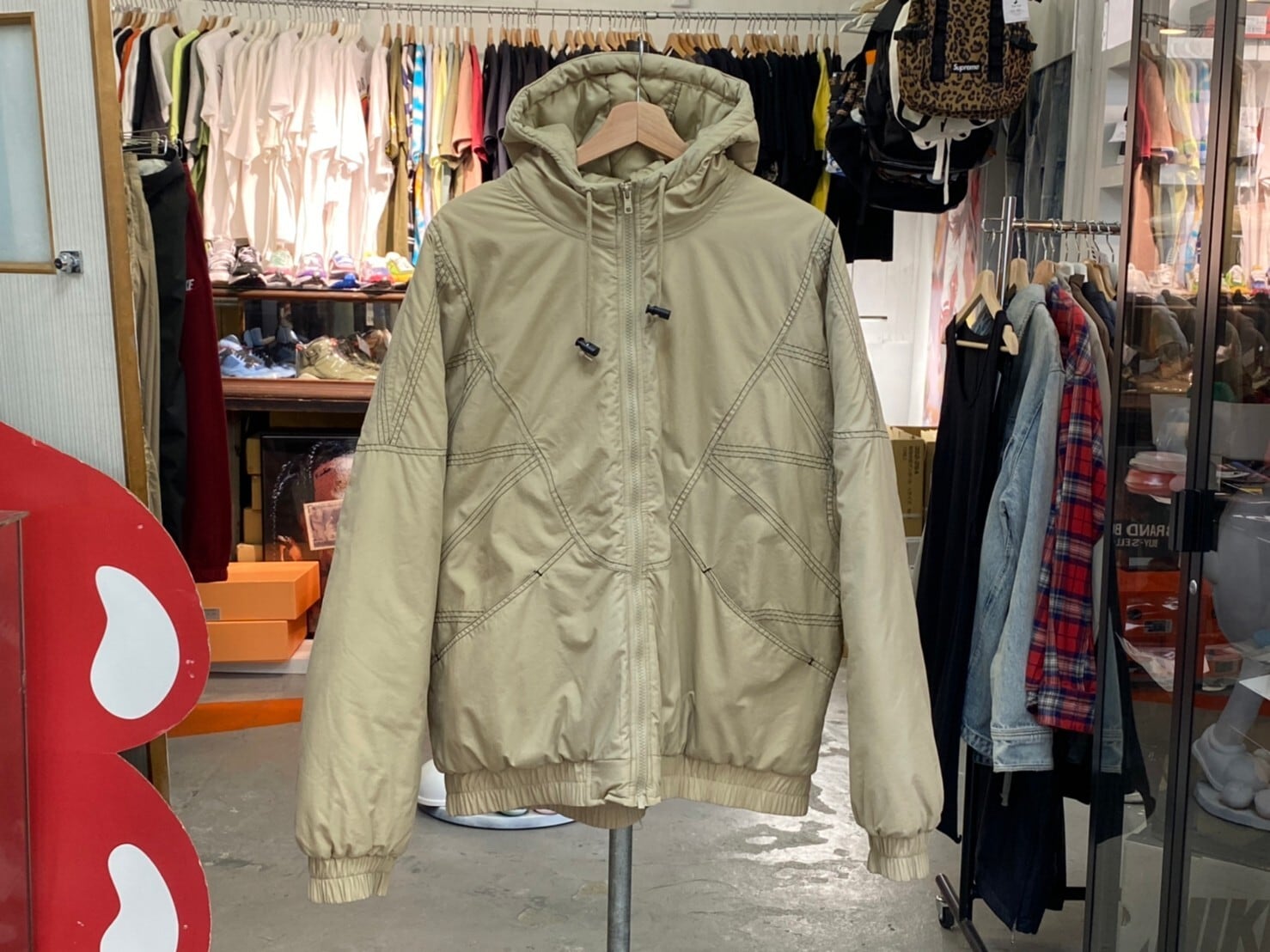 Supreme ZIG ZAG STITCH PUFFY JACKET LARGE TAN 33705 | BRAND BUYERS ...