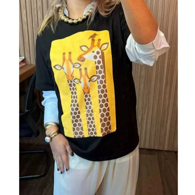merry giraffe print tee  e2060