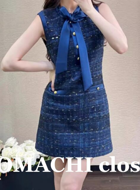 【送料無料】 ツイードワンピース ミニワンピス ノースリーブ きれいめ ゴールドボタン 韓国 レディース オルチャン スリムフィット リボン Aライン こなれ感 上品 エレガント 大人 大人女子 デート 蝶ネクタイ オシャレ 着痩せ 大人可愛い 大人綺麗 旅行 女子会 食事会 セクシー 10代 20代 30代 オトナ可愛い おしゃれ 夏 態度 スタイルアップ シンプル シック 楽ちんコーデ あざとい かっこいい 高見え カジュアル ネイビーブルー フェミニン モテ ブラ紐隠し