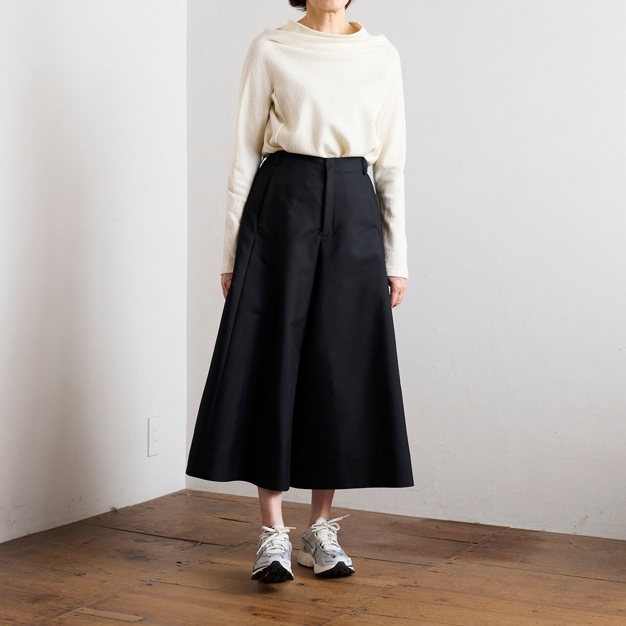 TENNE HANDCRAFTED MODERN テンハンドクラフテッドモダン tent line