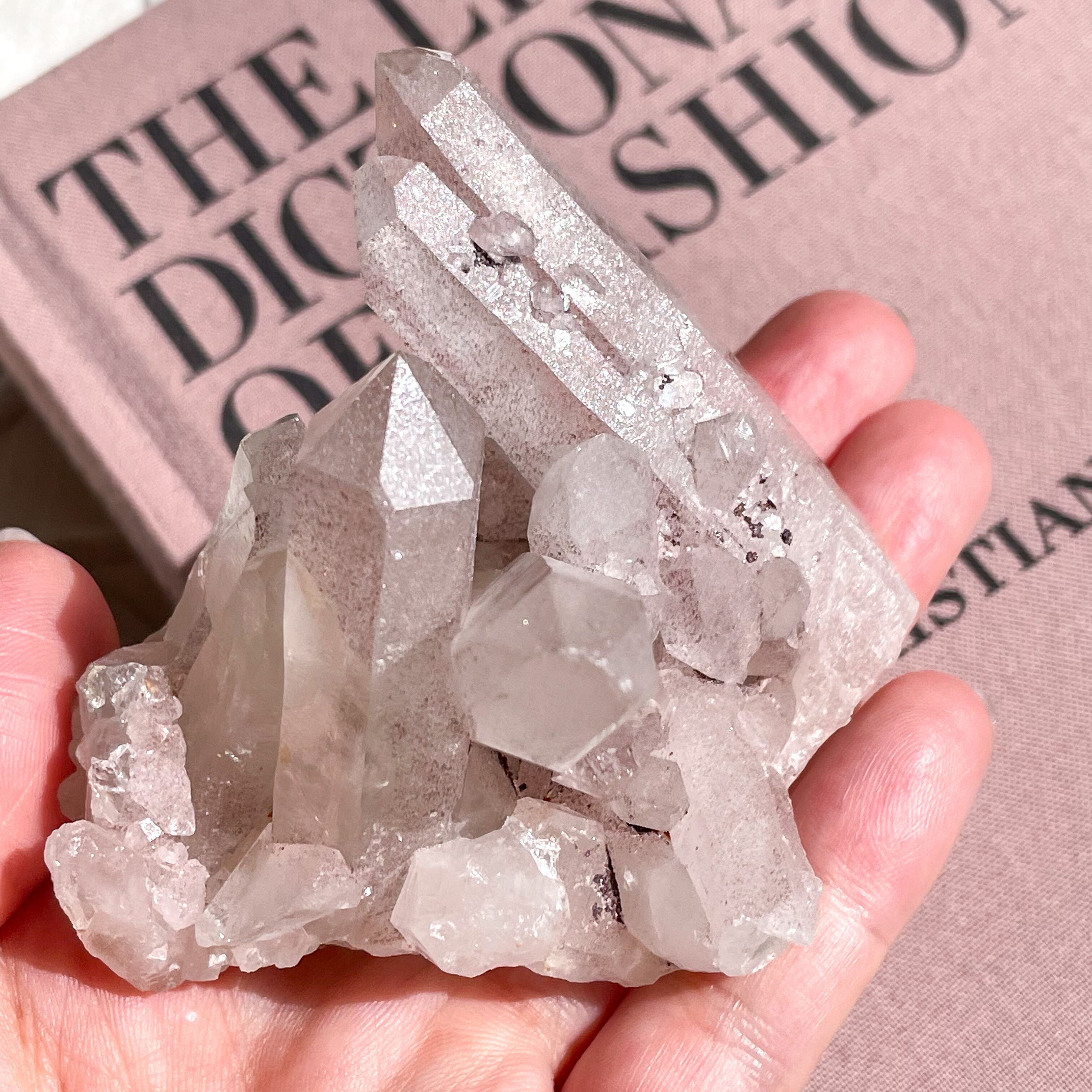 Sparkly Purple Quartz Cluster 1 ✧ キラキラパープルの水晶クラスター