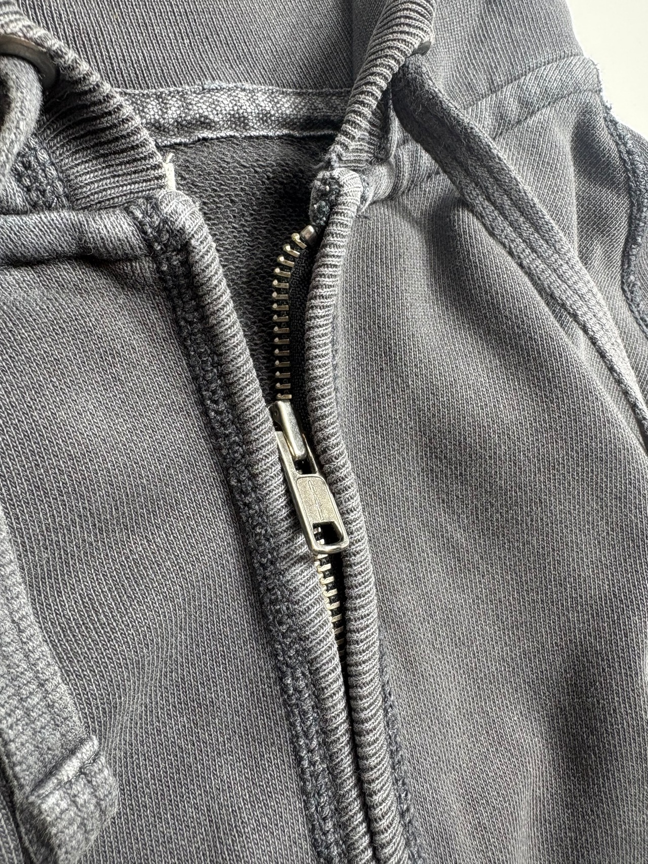 2000s GAP Zip Hoodie