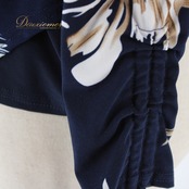 社交ダンス 衣装 スタンダード トップス レッスンウェア 練習着 オールシーズン Leirena レイリーナ 紺 白 花柄 ホワイト系 ネイビー系 トップス 女性用 ダンスウェア フラワープリント カジュアル スポーツウェア おしゃれ 日常着 発表会 パーティー シンプル 伸縮性 着心地 軽量 お洒落 春夏秋冬 体型カバー