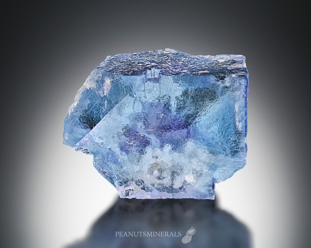 フローライト【Fluorite】岐阜県産