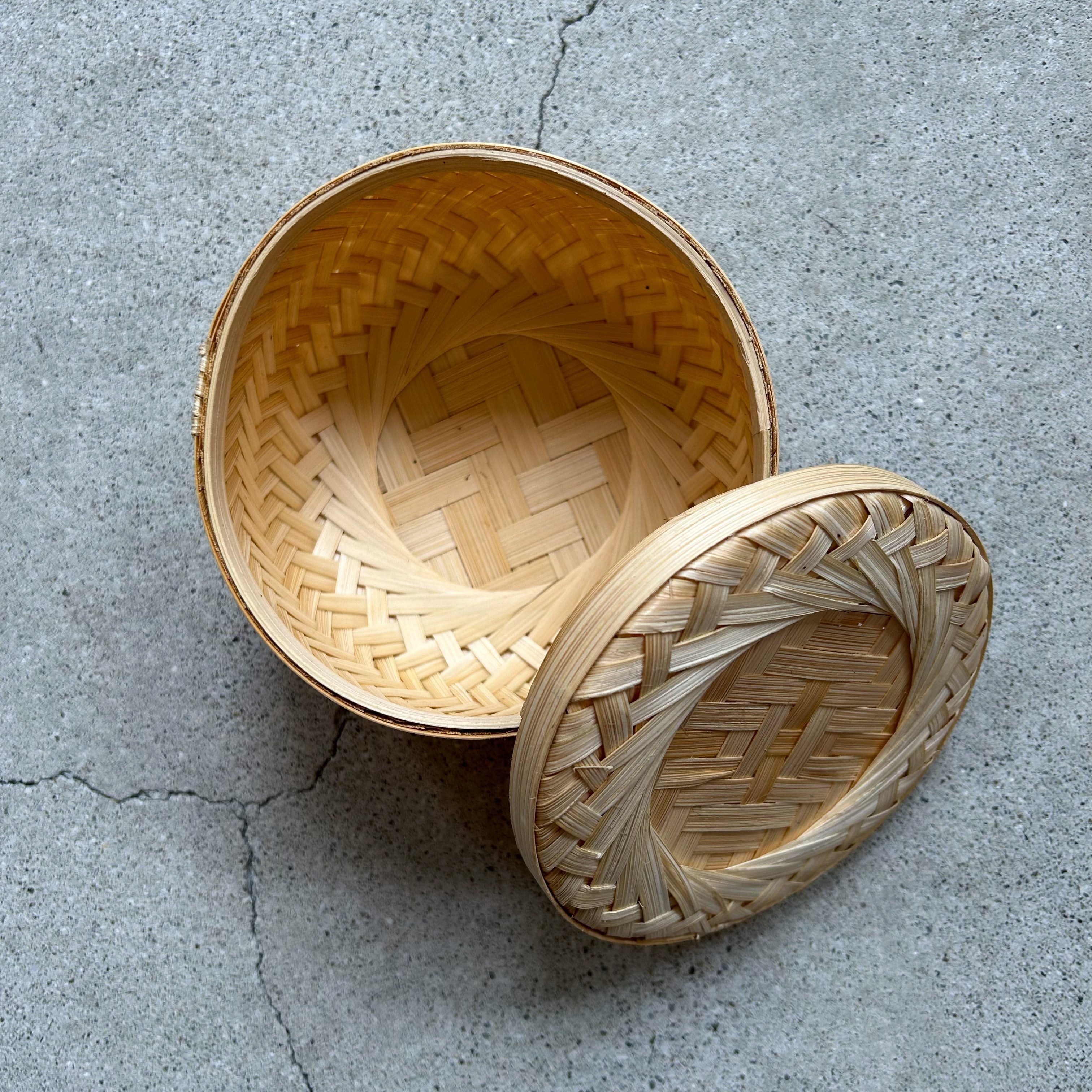 台湾製 蓋付きの丸いかご(小) | tsuyukusa store