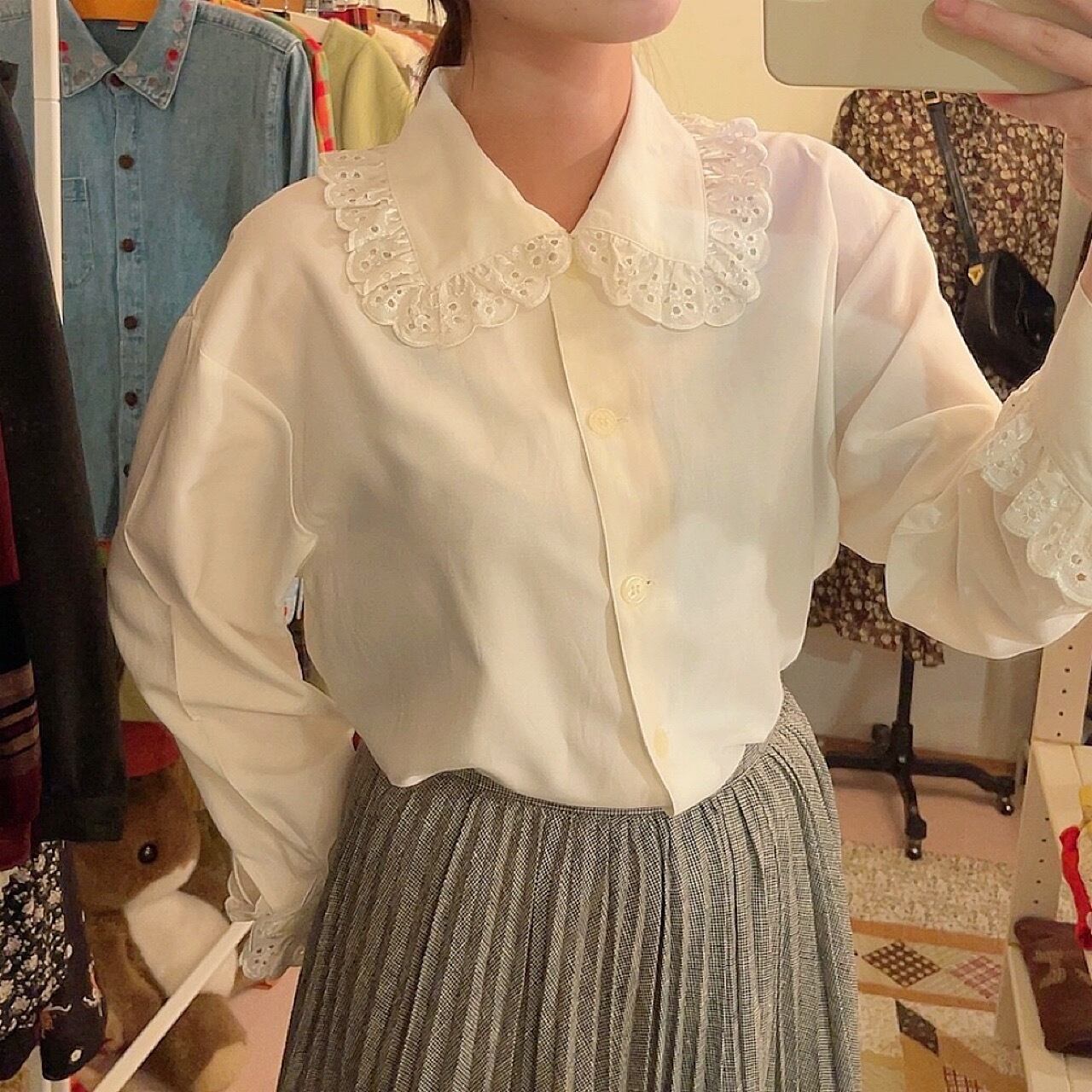 big frill cuffs white blouse