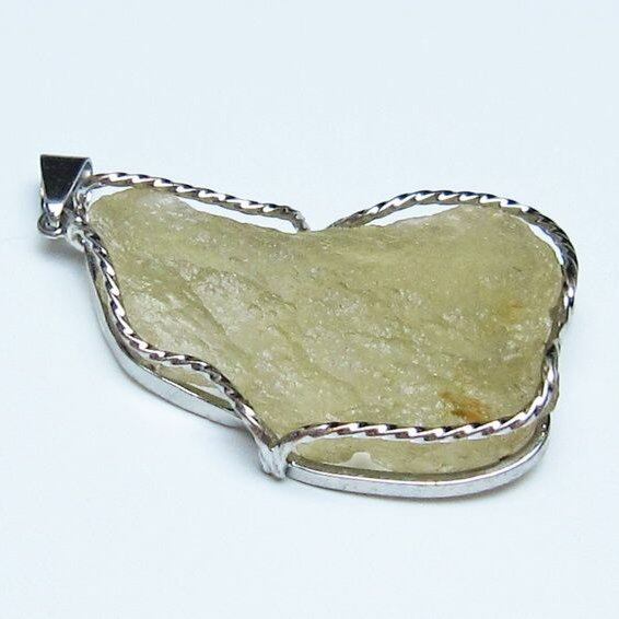 リビアングラス ペンダント 一点物 おまかせ便 112-13914