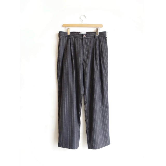 NICK GEAR  Fril slacks