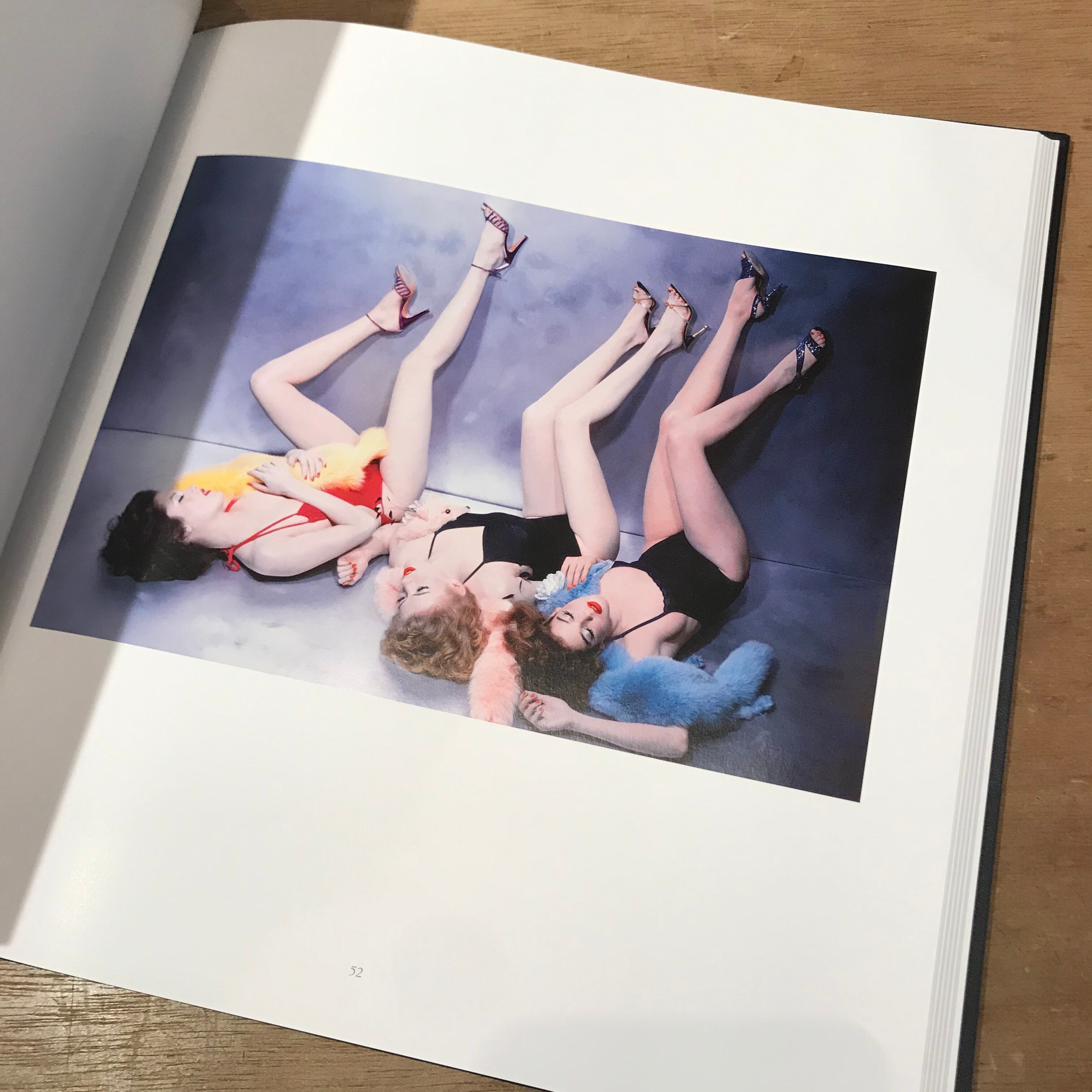 A MESSAGE FOR YOU / Guy Bourdin（ギイ・ブルダン） | PAY ID