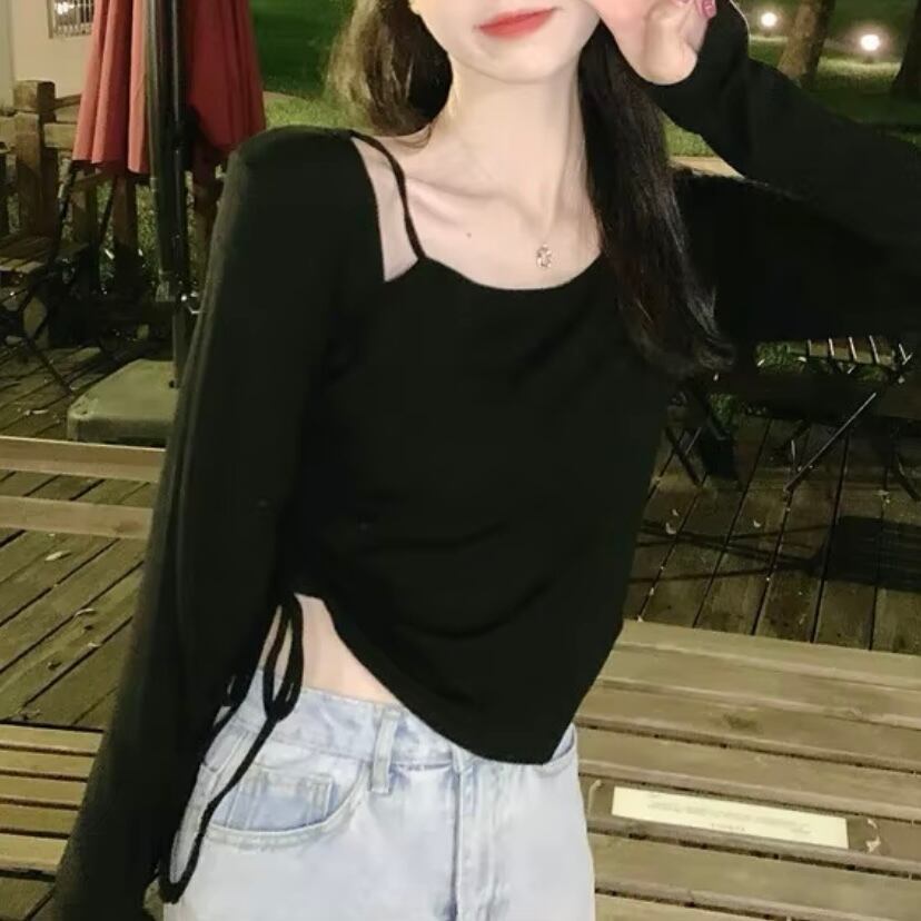 レイヤー風シャーリングロングTシャツ