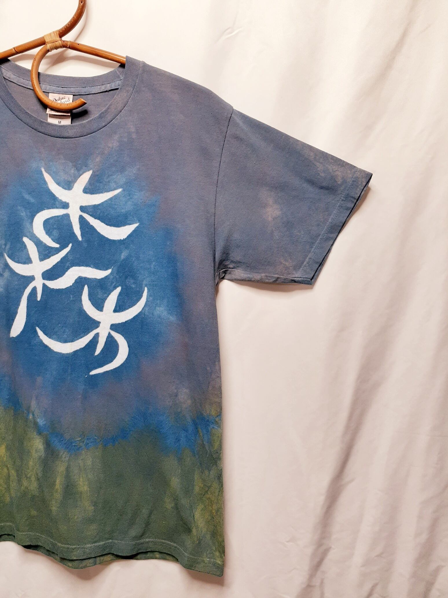 手書き&手染めTシャツ(藍染・ベンガラ染め)